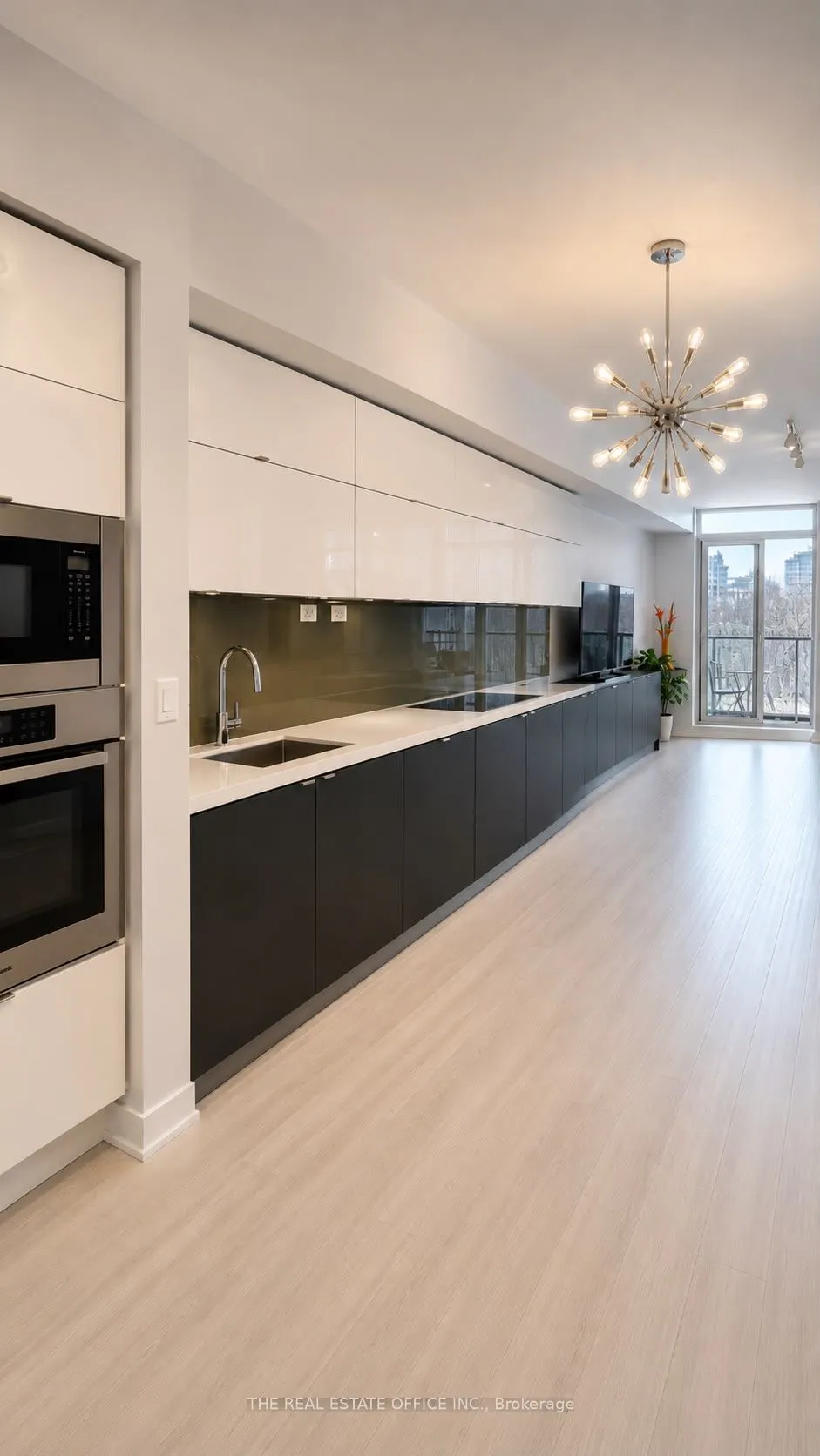 151 Dan Leckie Way #202