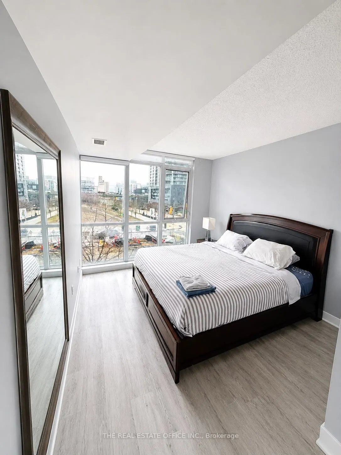 151 Dan Leckie Way #202