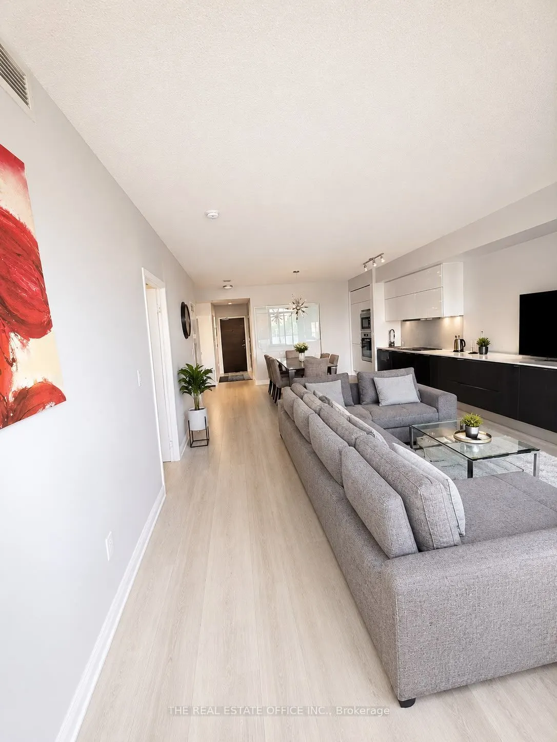 151 Dan Leckie Way #202