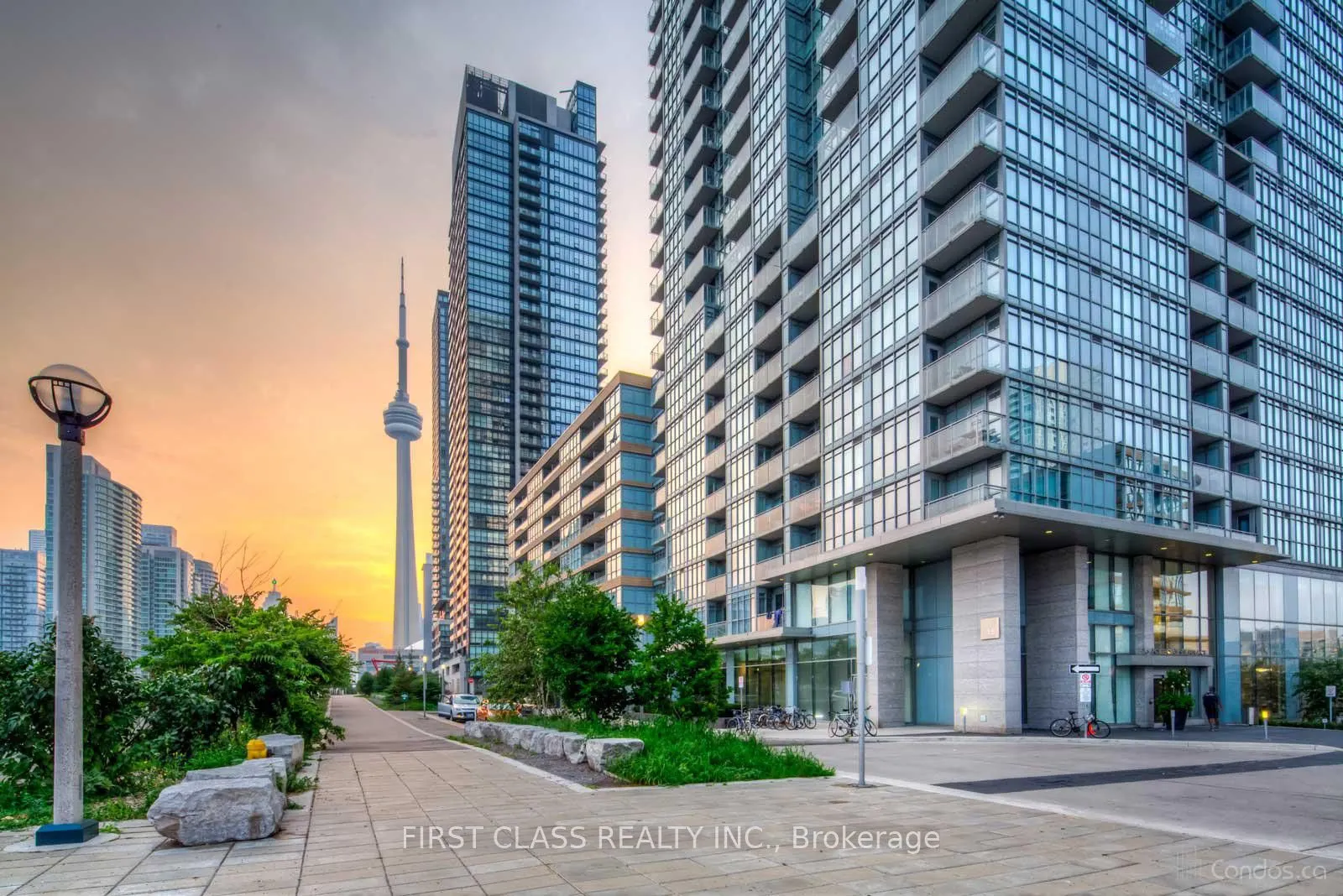 151 Dan Leckie Way #1106