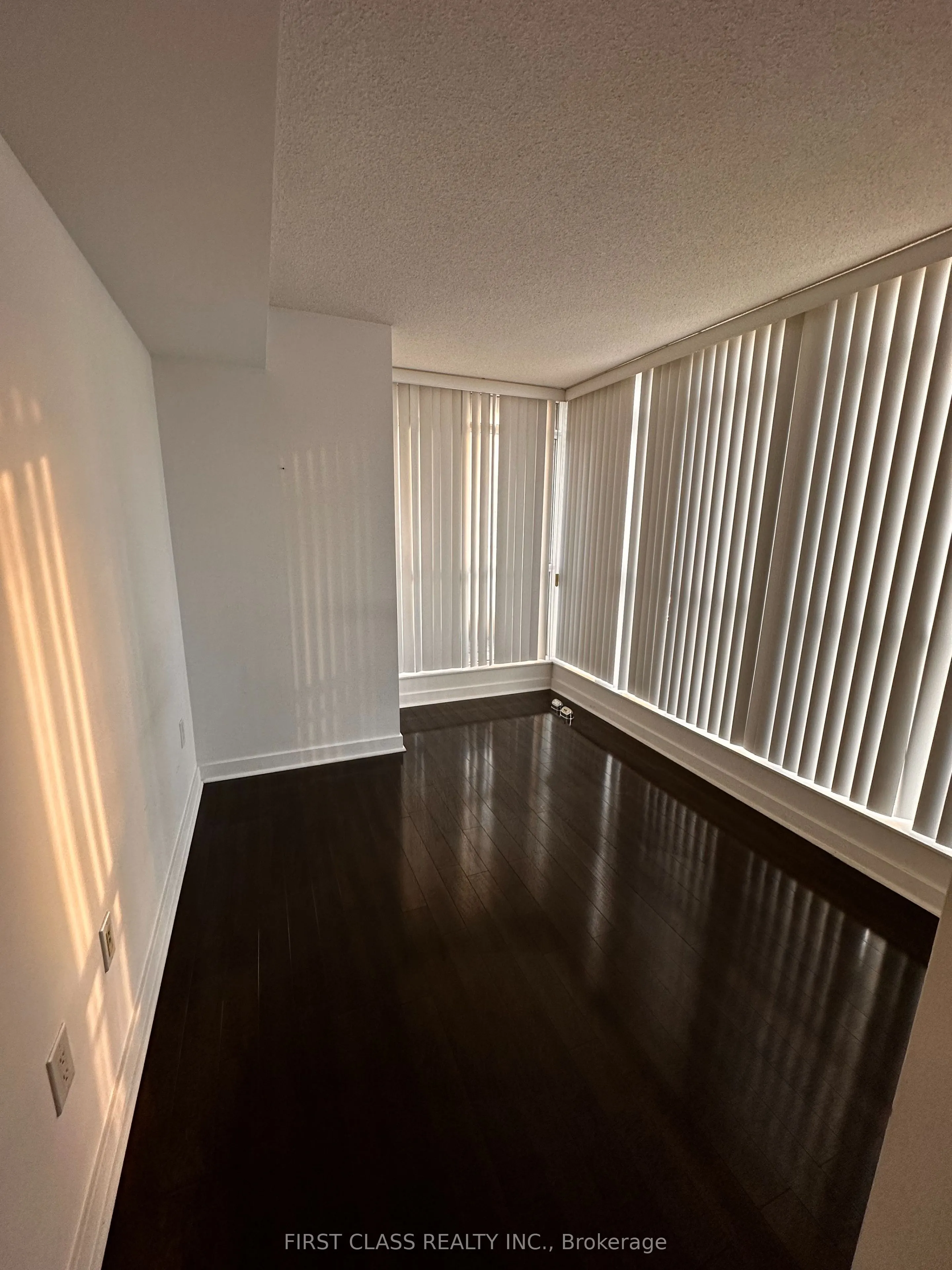 151 Dan Leckie Way #1106