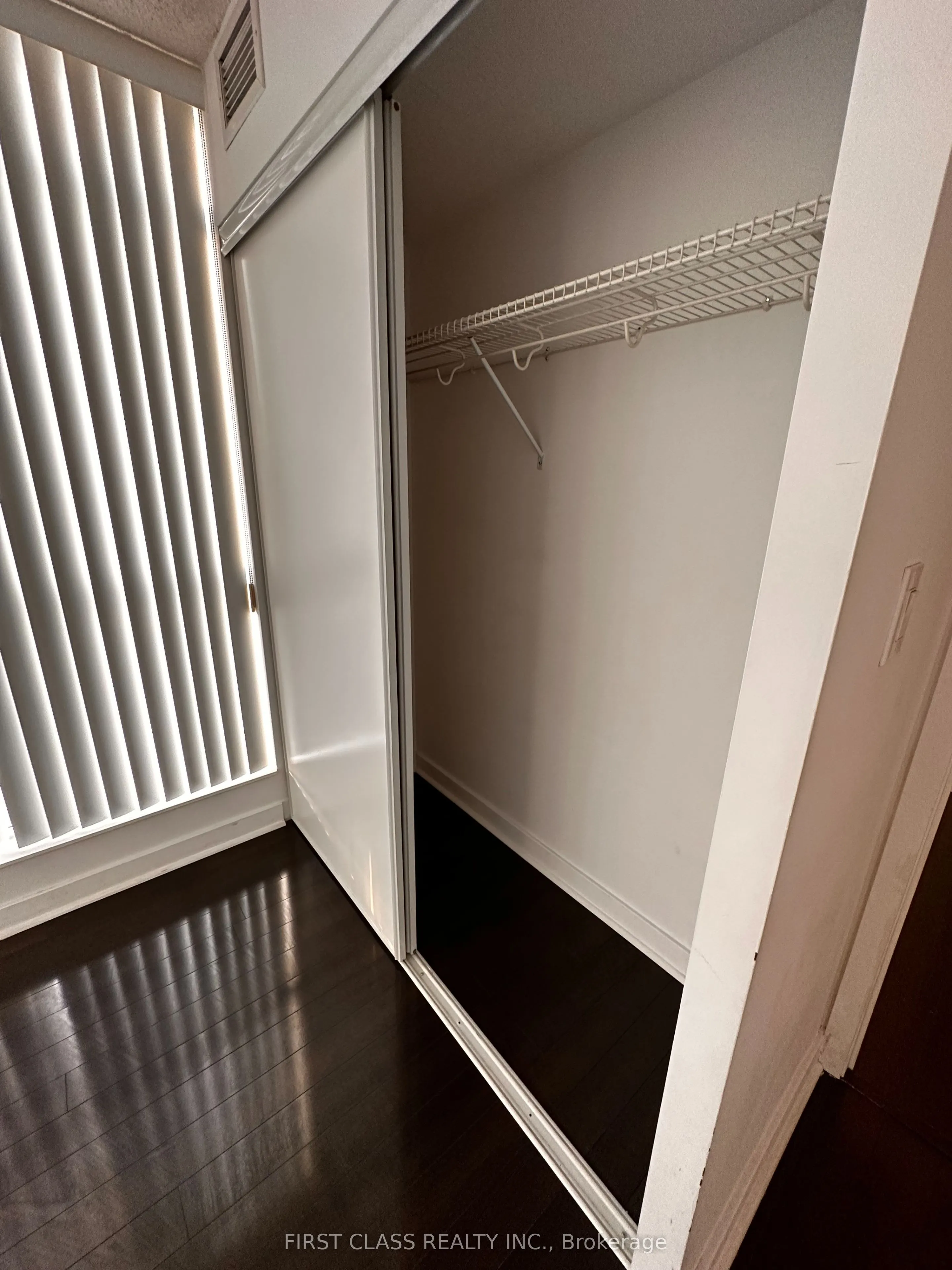 151 Dan Leckie Way #1106