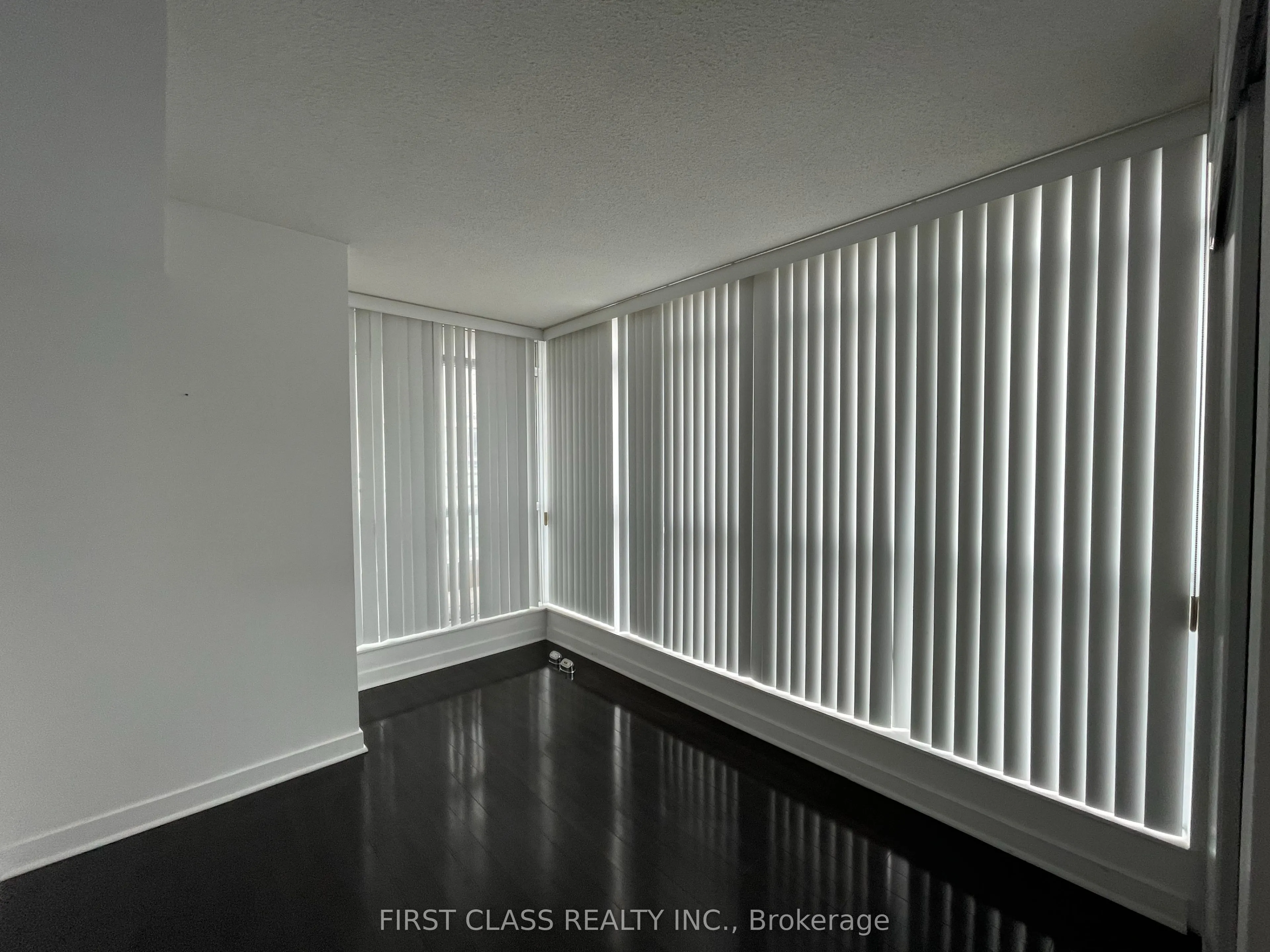 151 Dan Leckie Way #1106