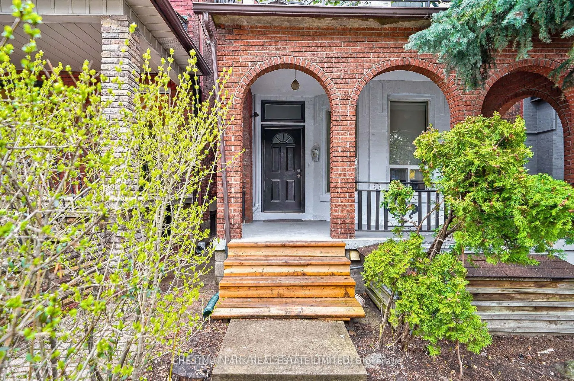 435 Manning Avenue #Main Floor