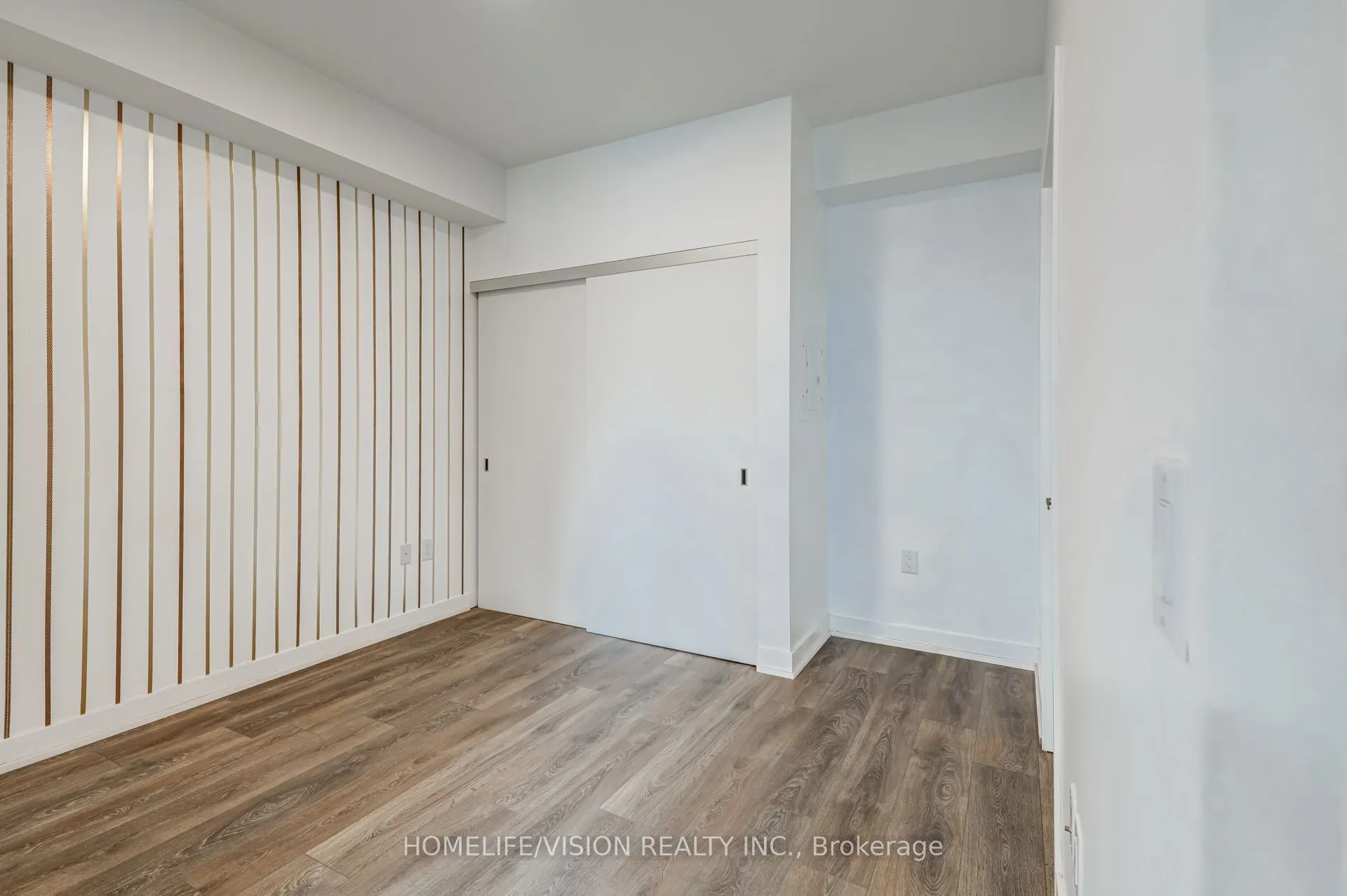 15 Lower Jarvis Street #807