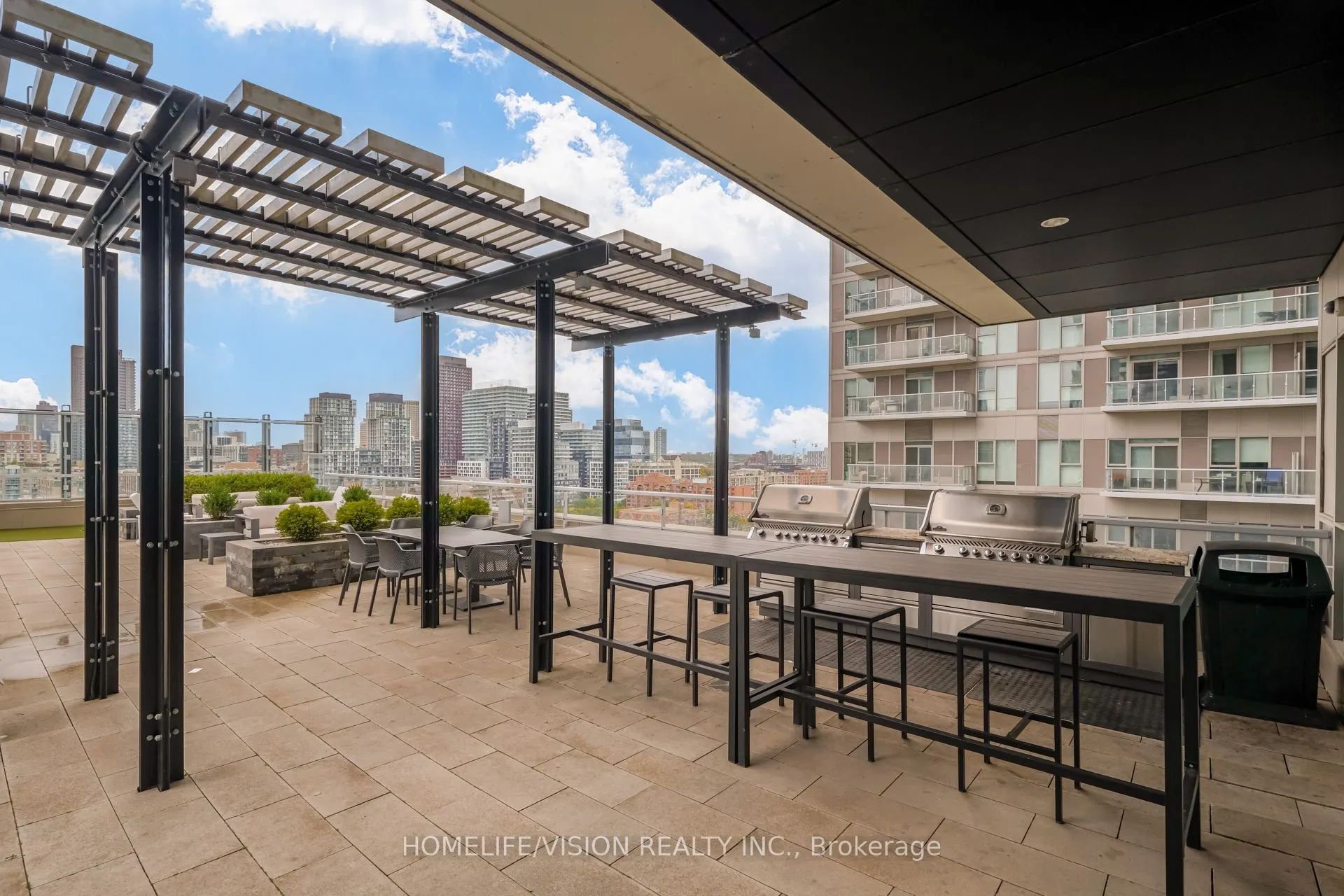15 Lower Jarvis Street #807