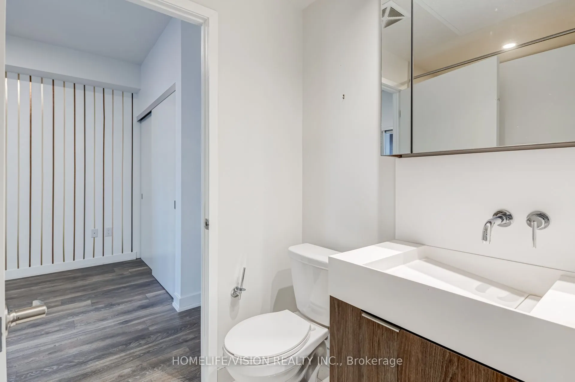 15 Lower Jarvis Street #807
