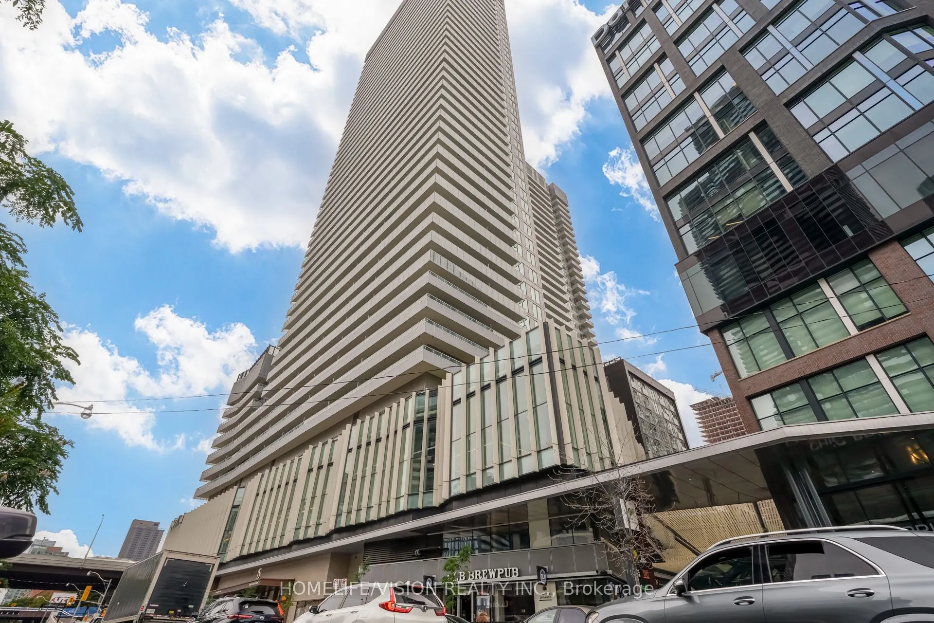 15 Lower Jarvis Street #807