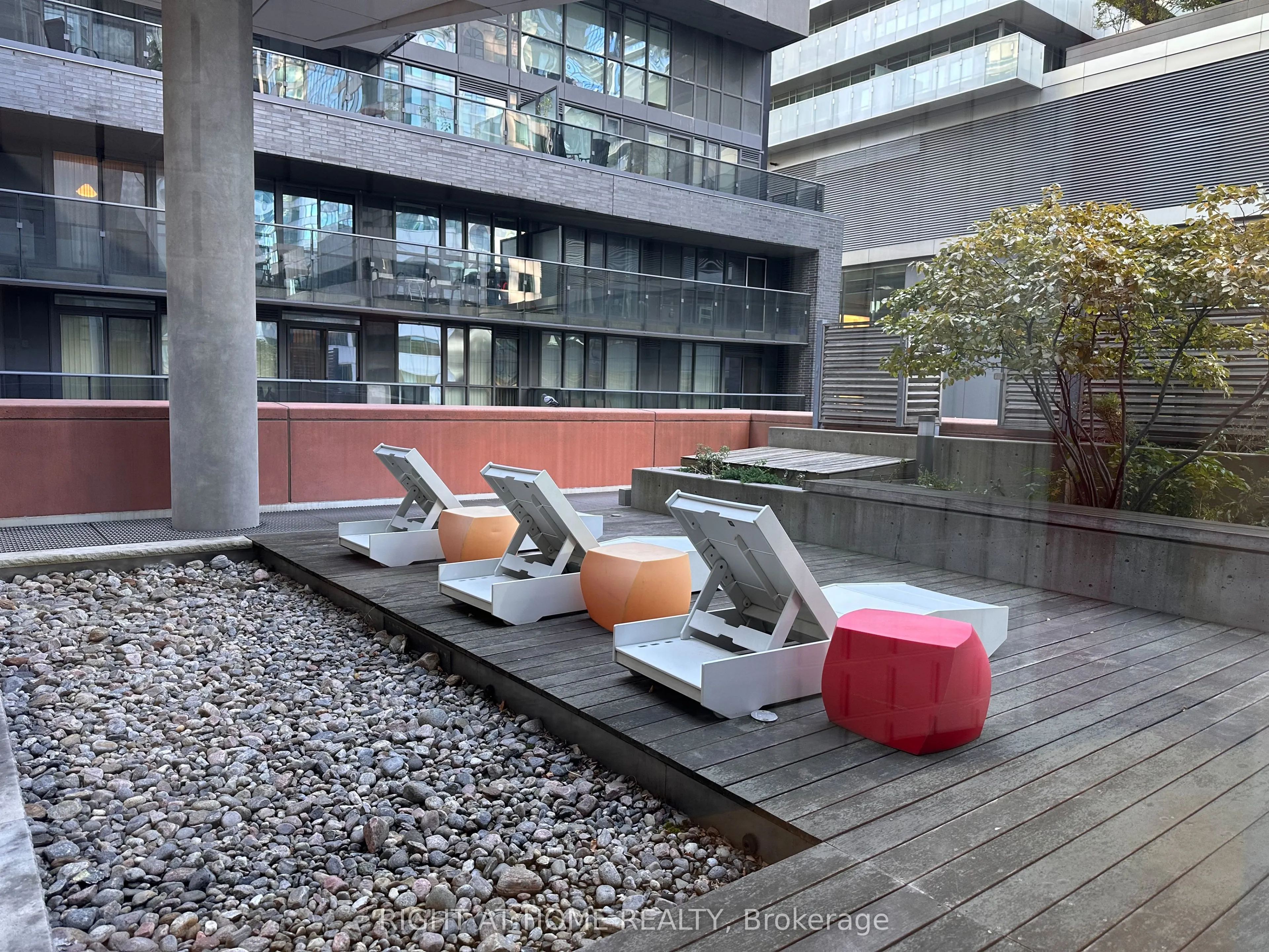 21 Widmer Street #1808