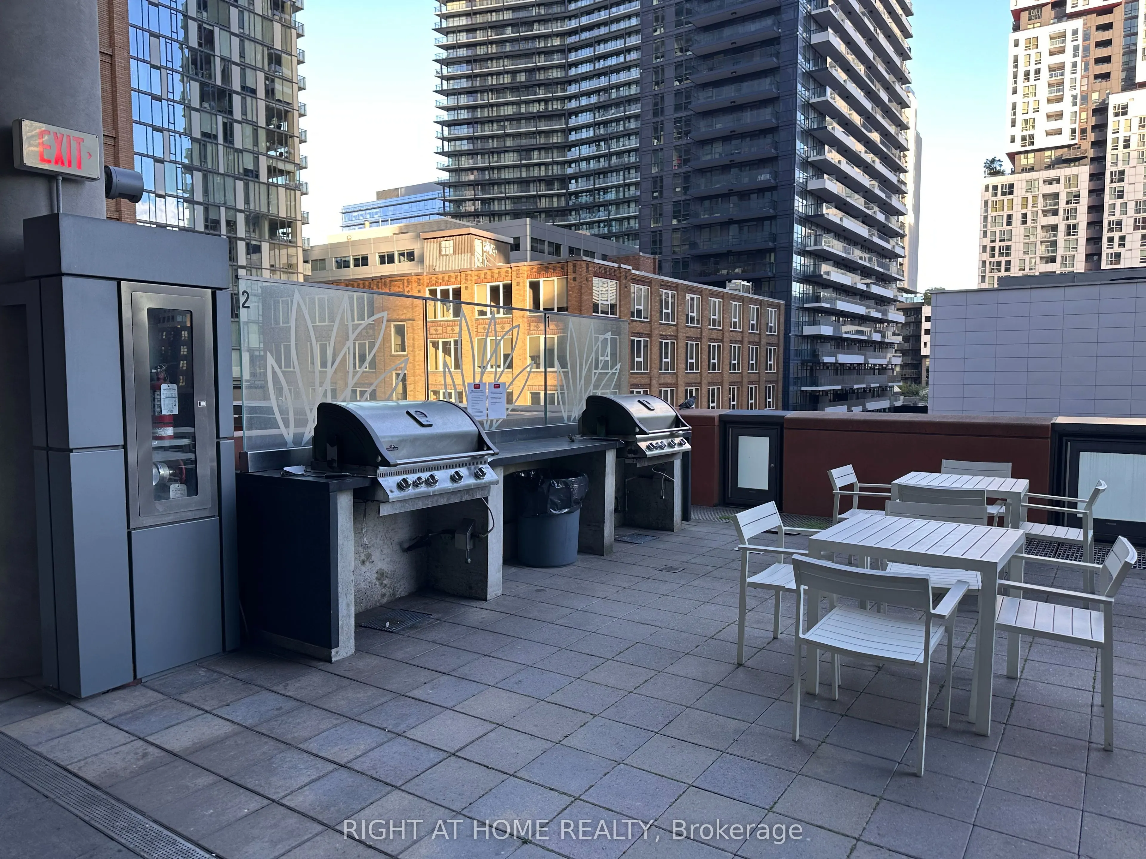 21 Widmer Street #1808