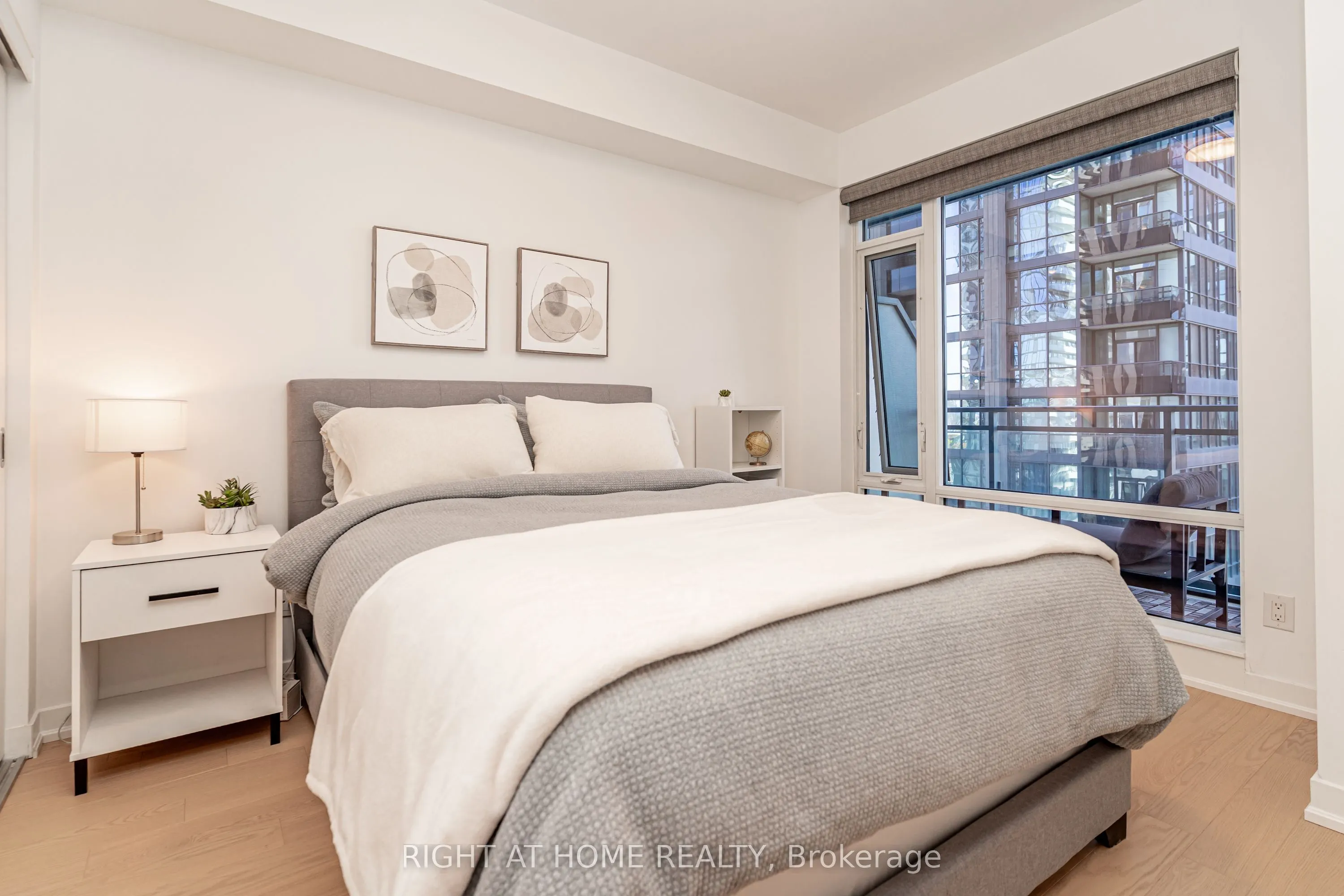21 Widmer Street #1808