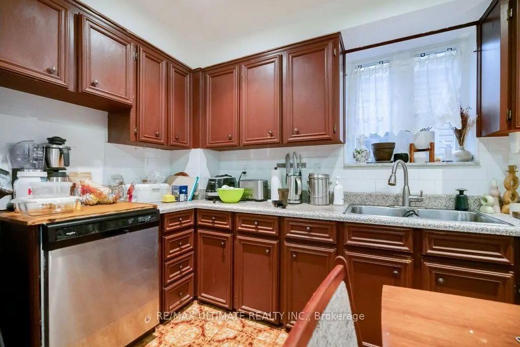 53 Churchill Avenue #Main