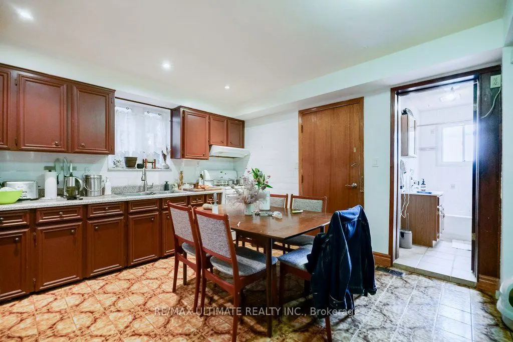 53 Churchill Avenue #Main
