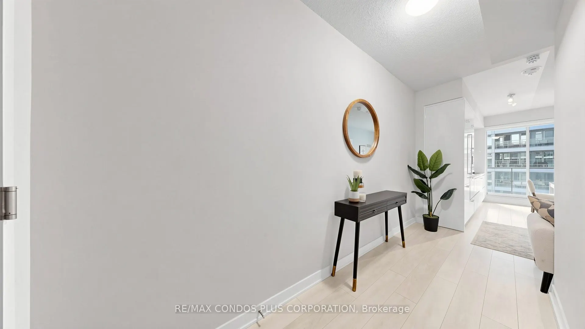 2221 Yonge Street #506