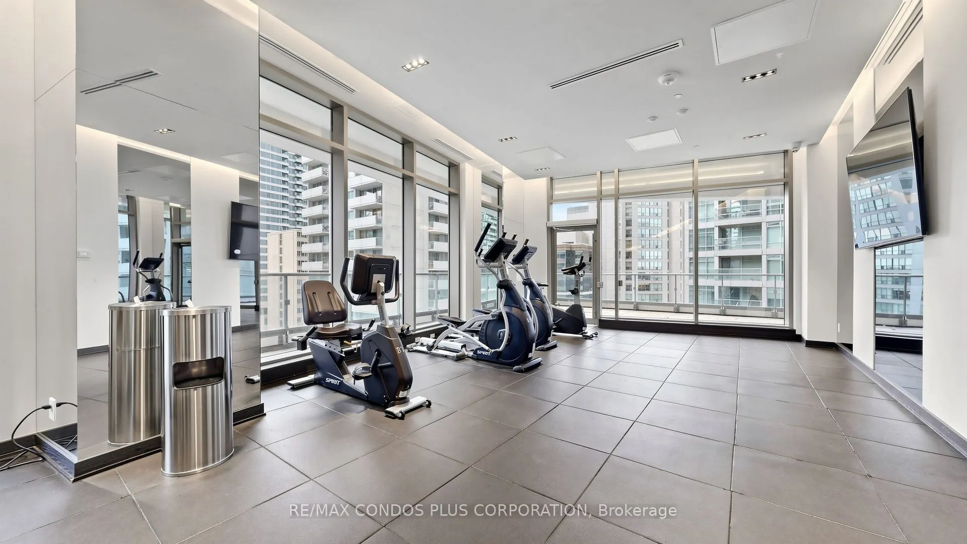 2221 Yonge Street #506