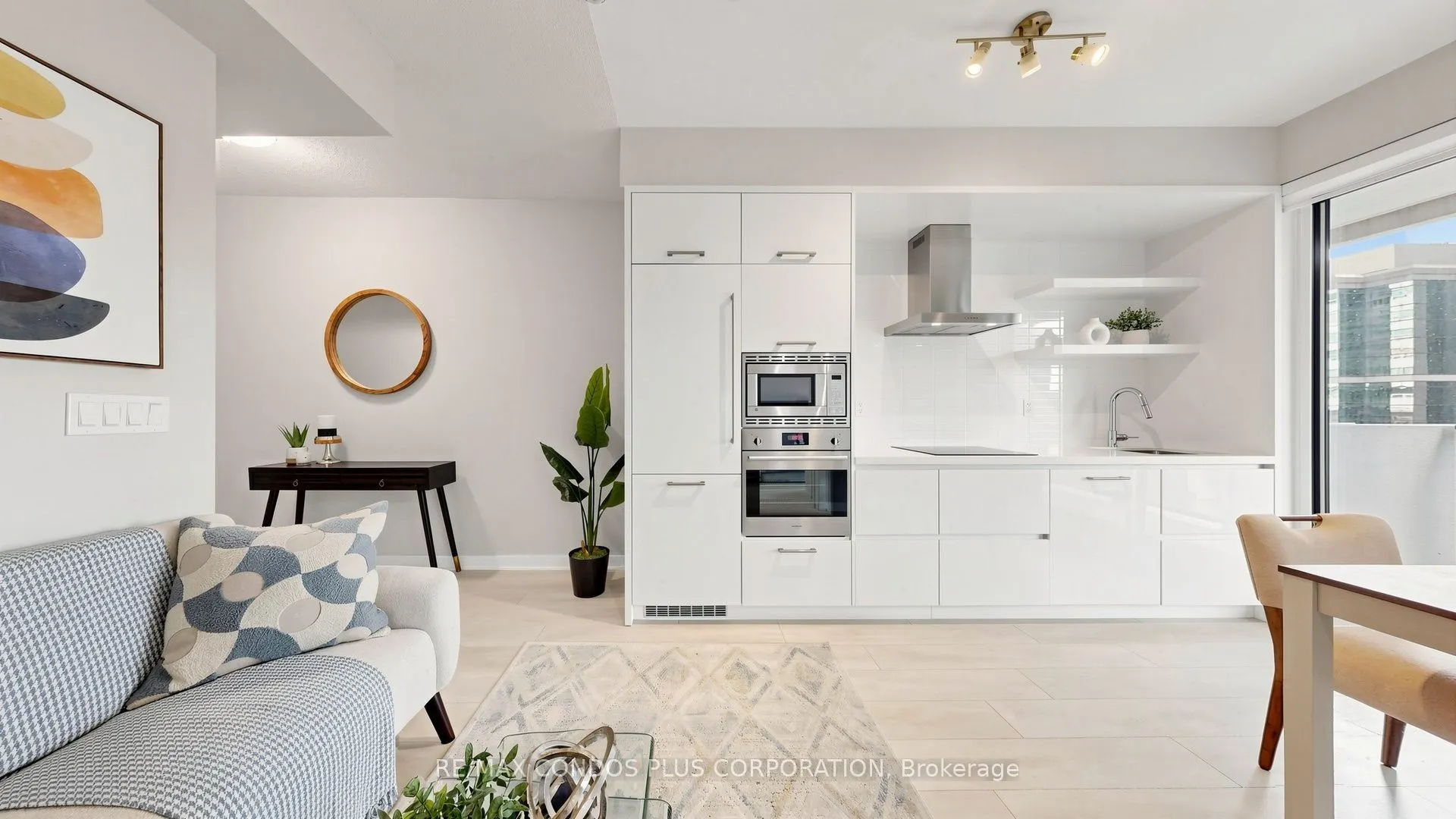 2221 Yonge Street #506