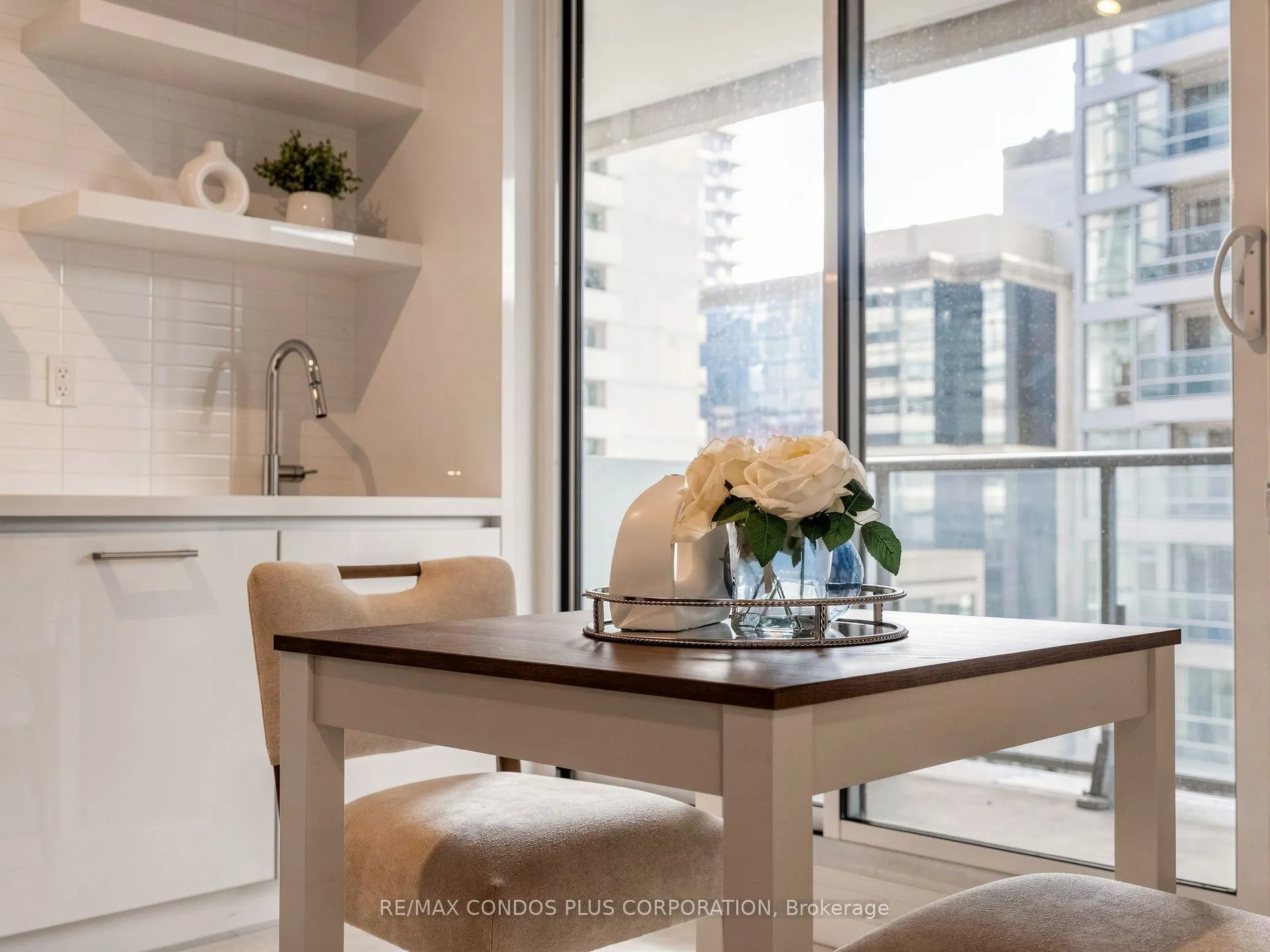 2221 Yonge Street #506
