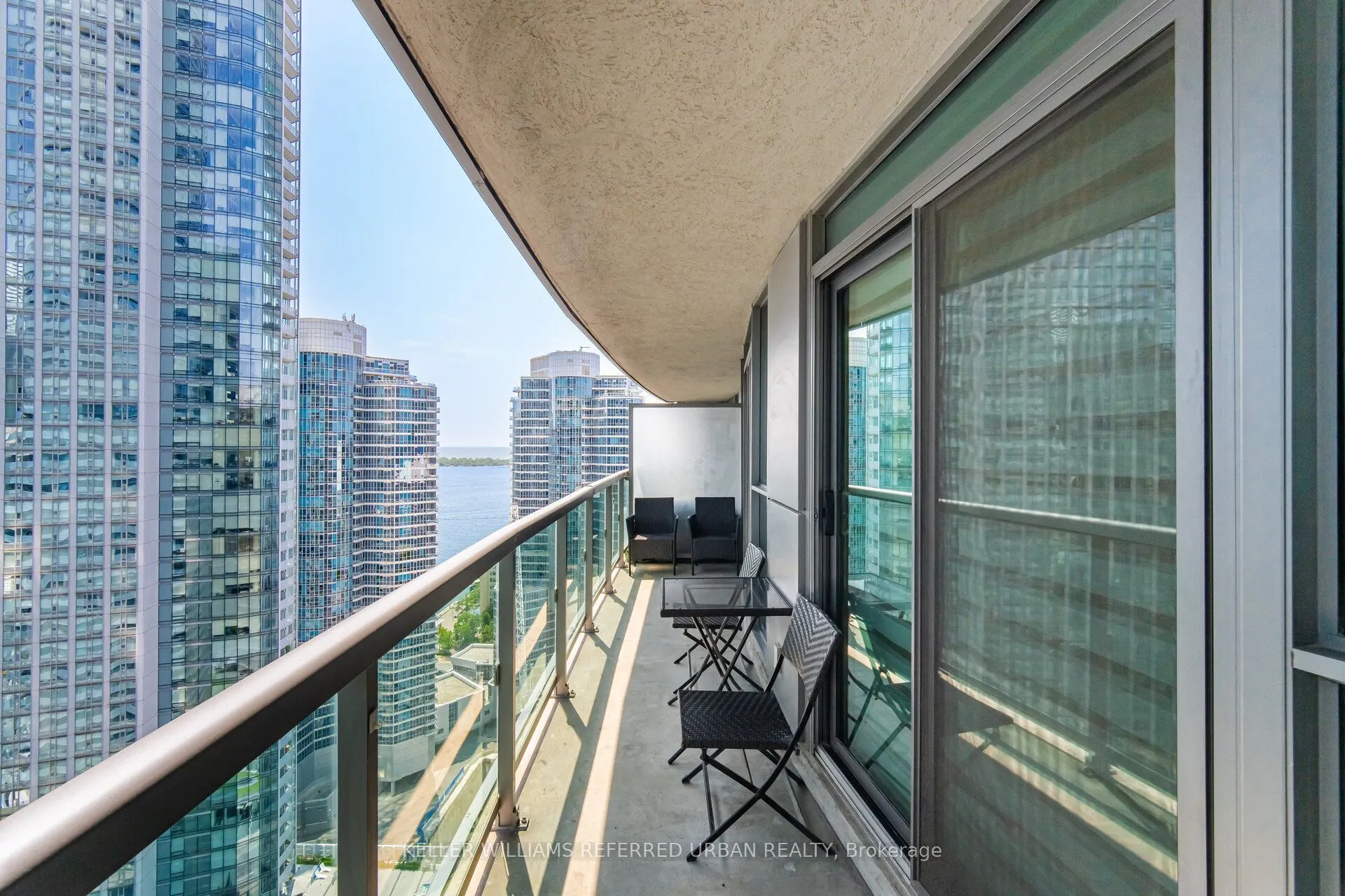 19 Grand Trunk Crescent #3708