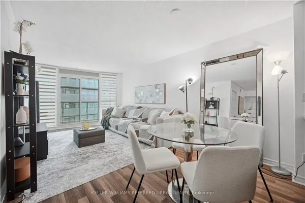 19 Grand Trunk Crescent #3708