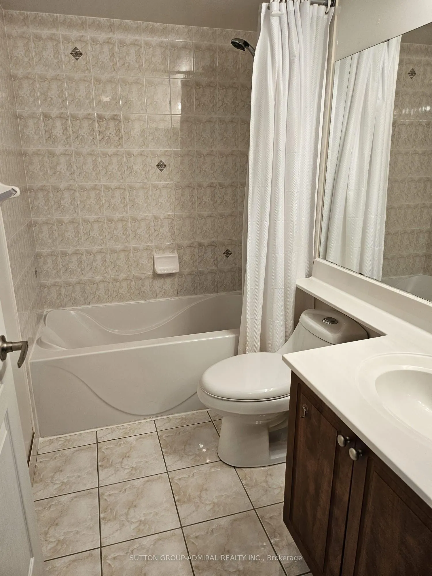 509 Beecroft Road #1915
