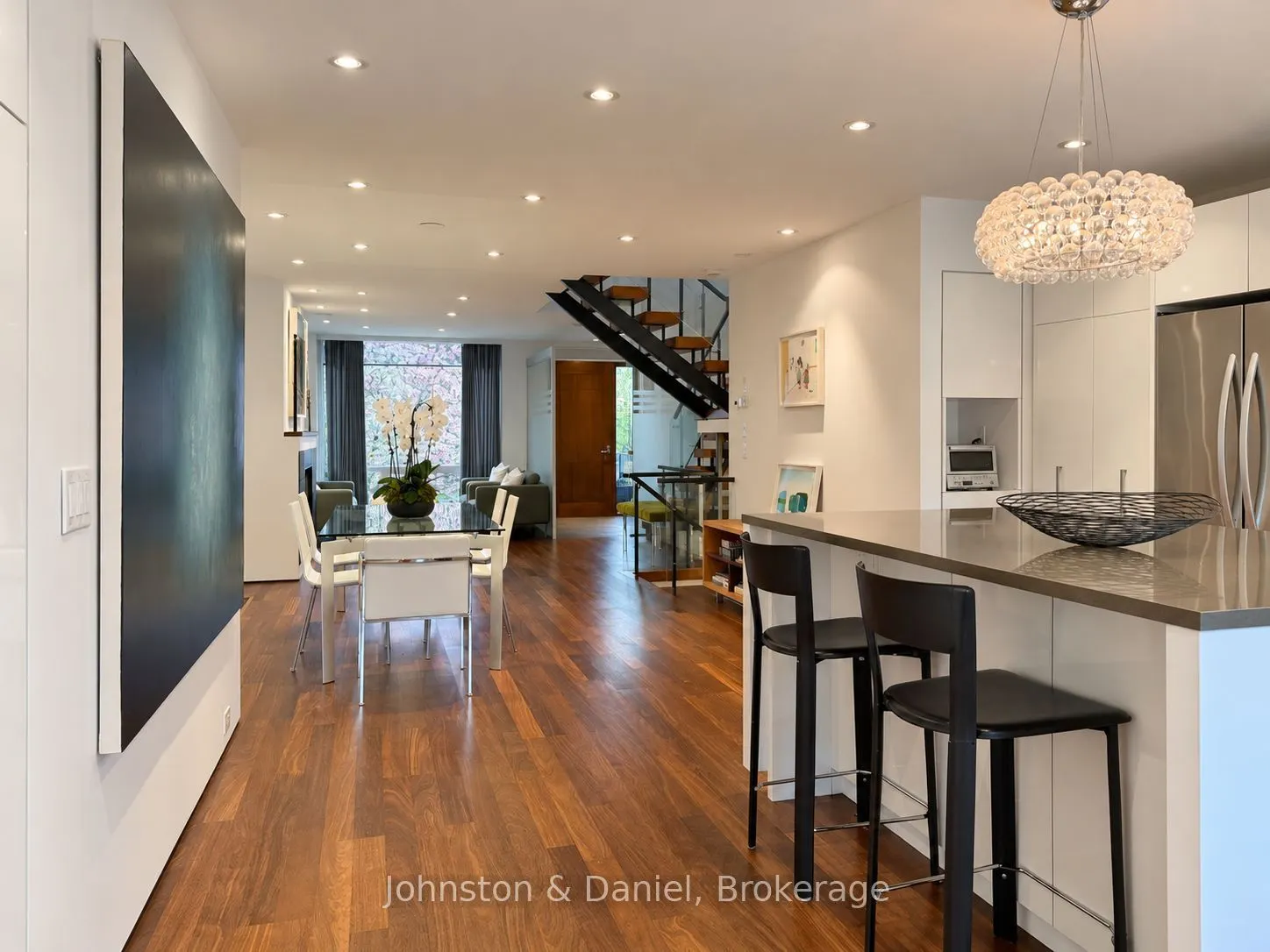 44 Standish Avenue
