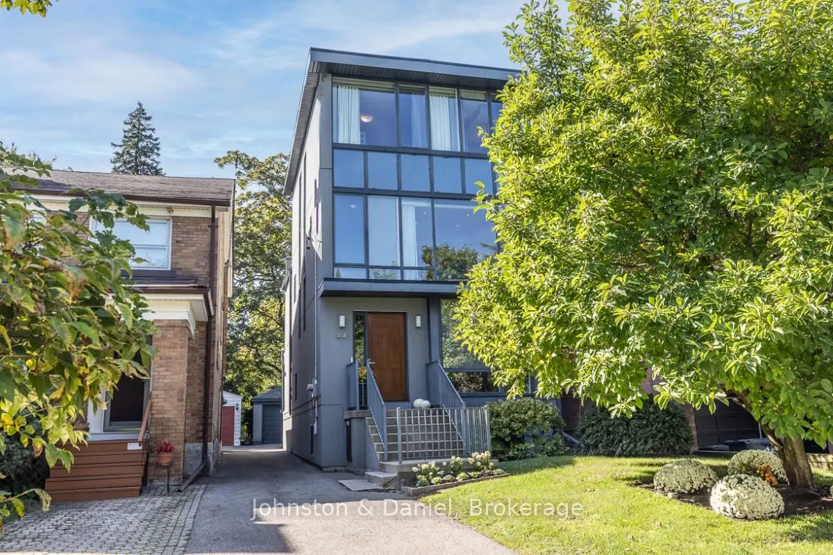 44 Standish Avenue