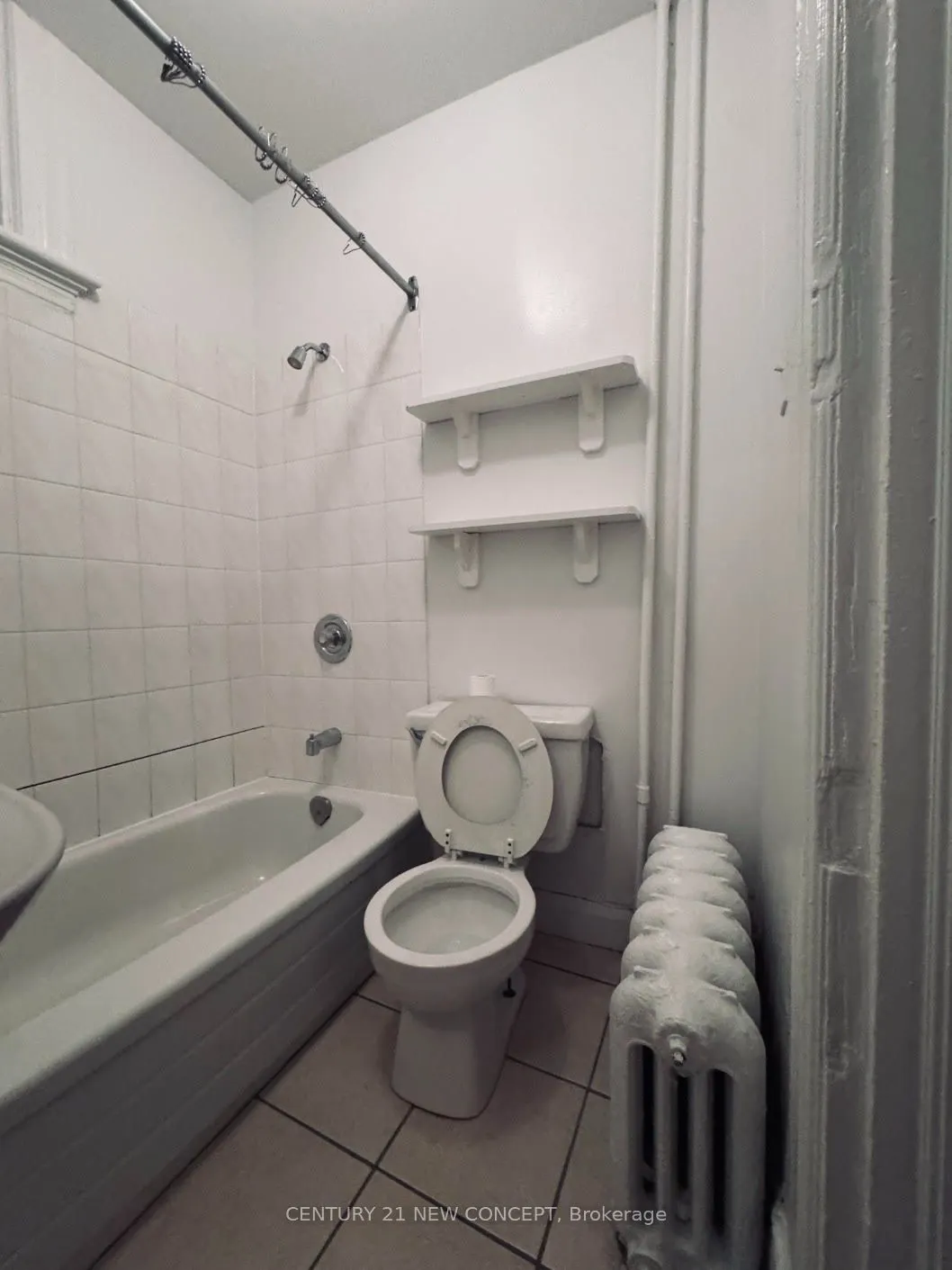 585 Parliament Street #Upper Level