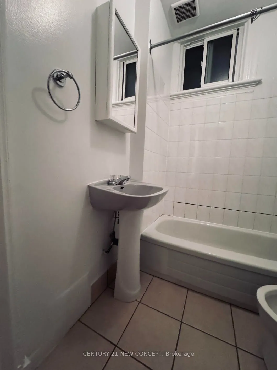 585 Parliament Street #Upper Level