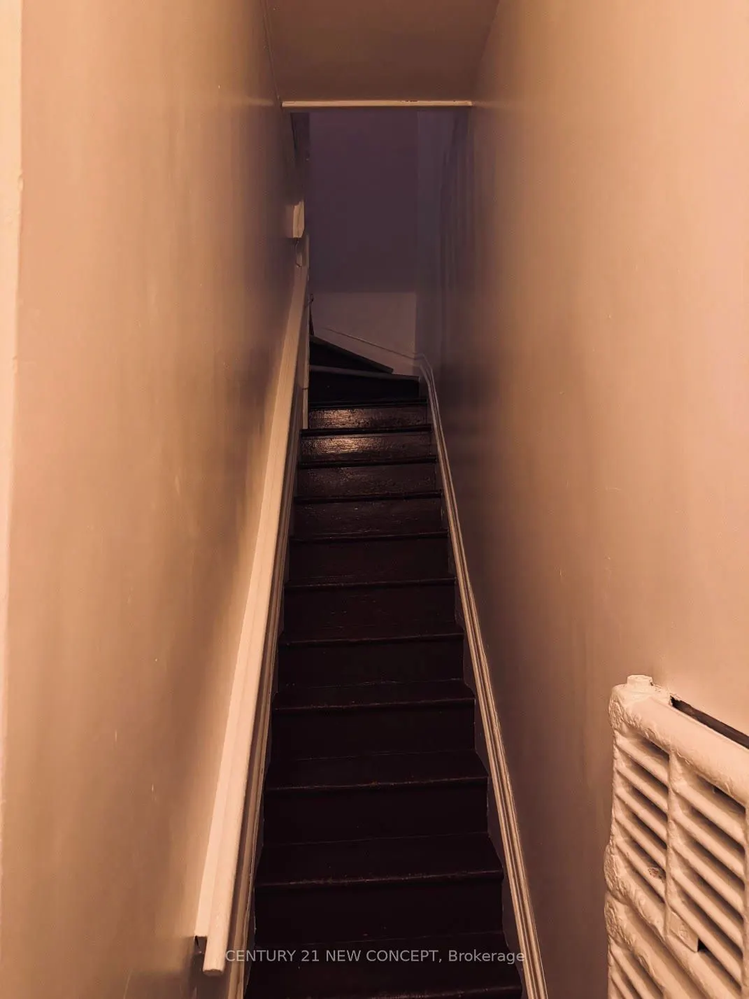 585 Parliament Street #Upper Level