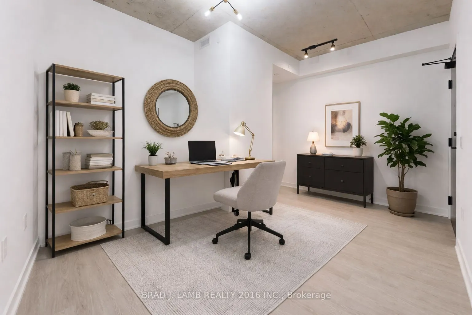284 King Street E #408
