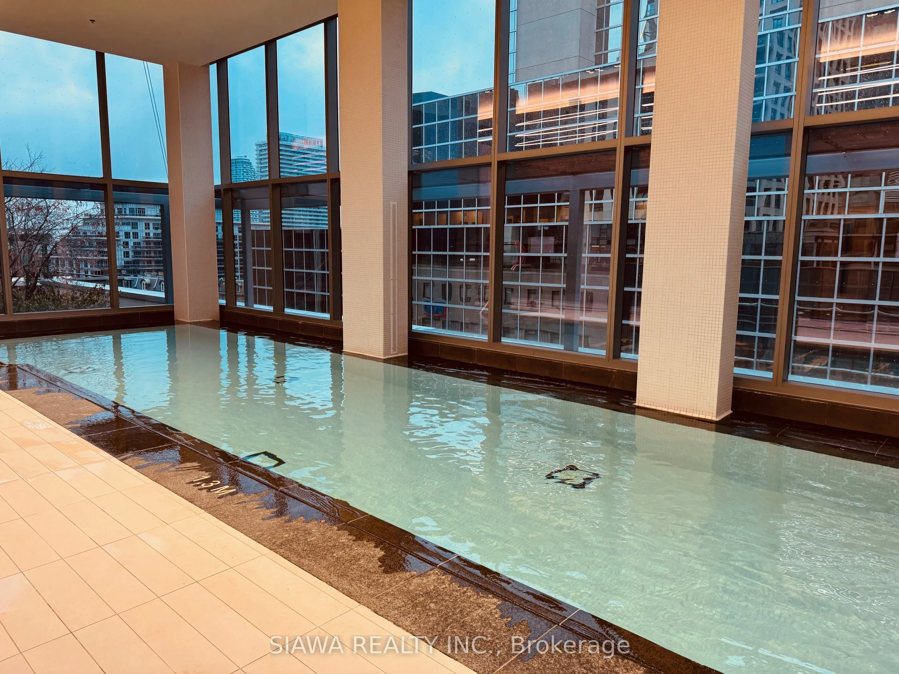 88 Scott Street #1707