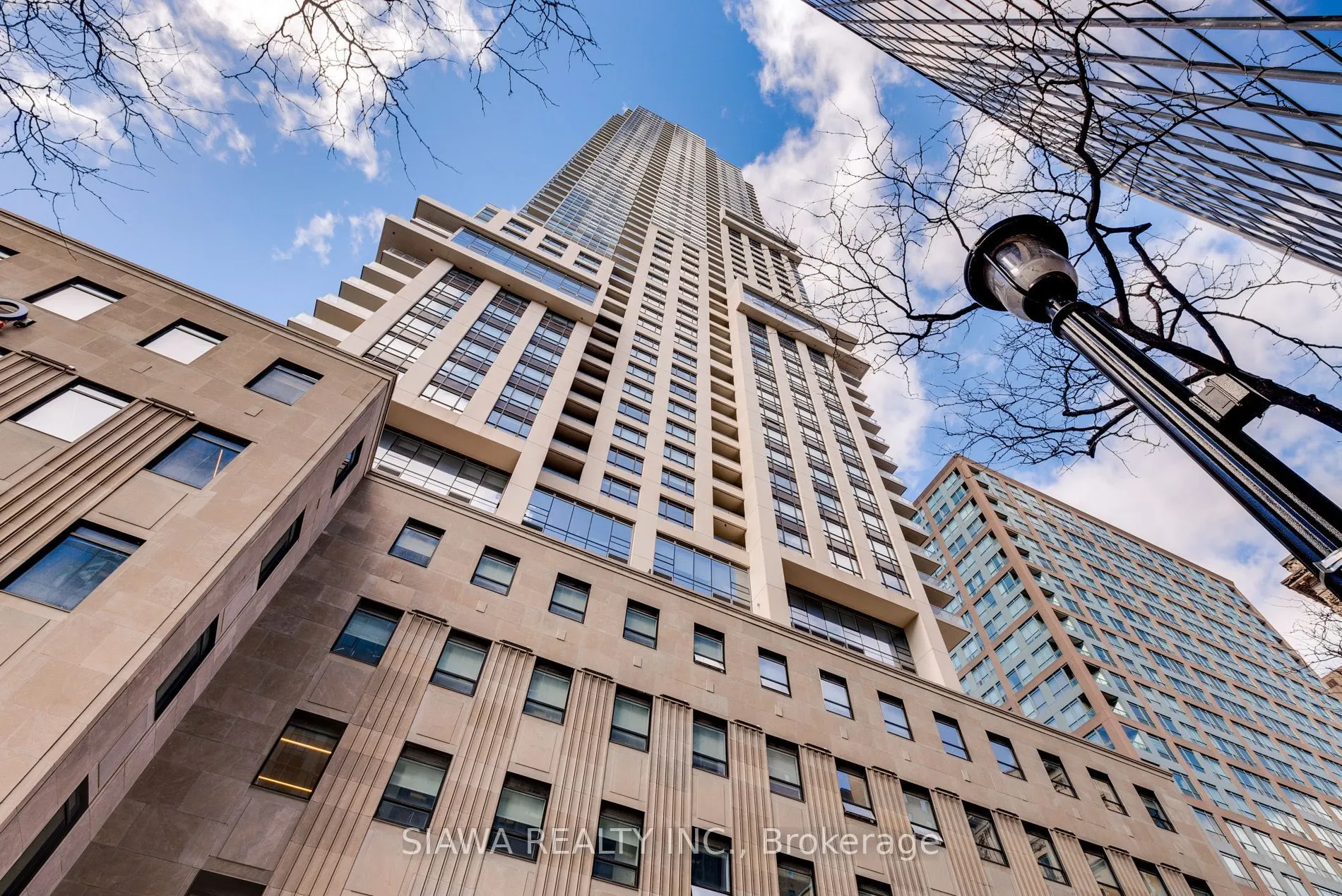 88 Scott Street #1707