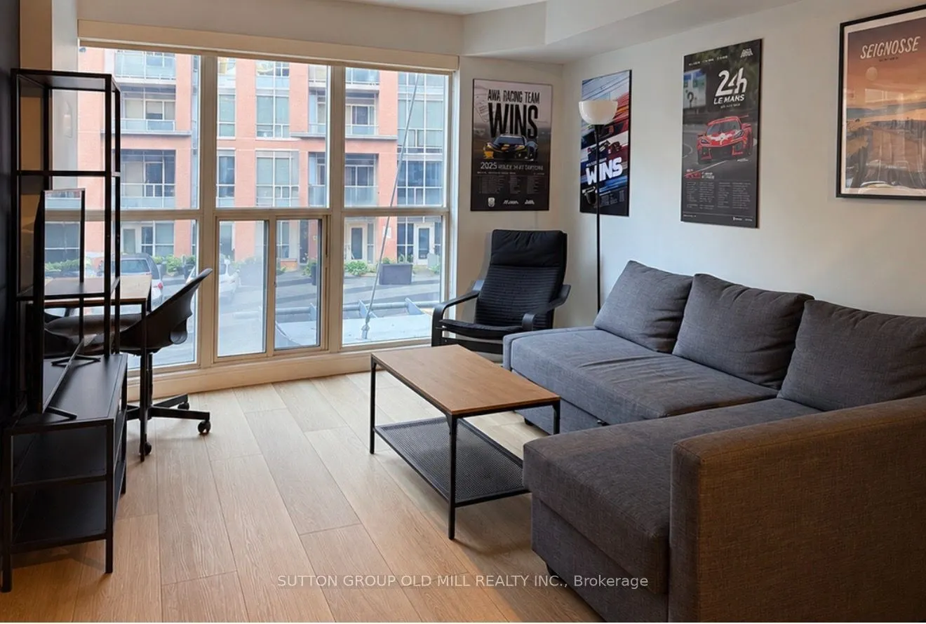 1005 King Street W #201