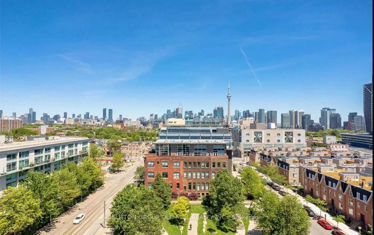 1005 King Street W #201