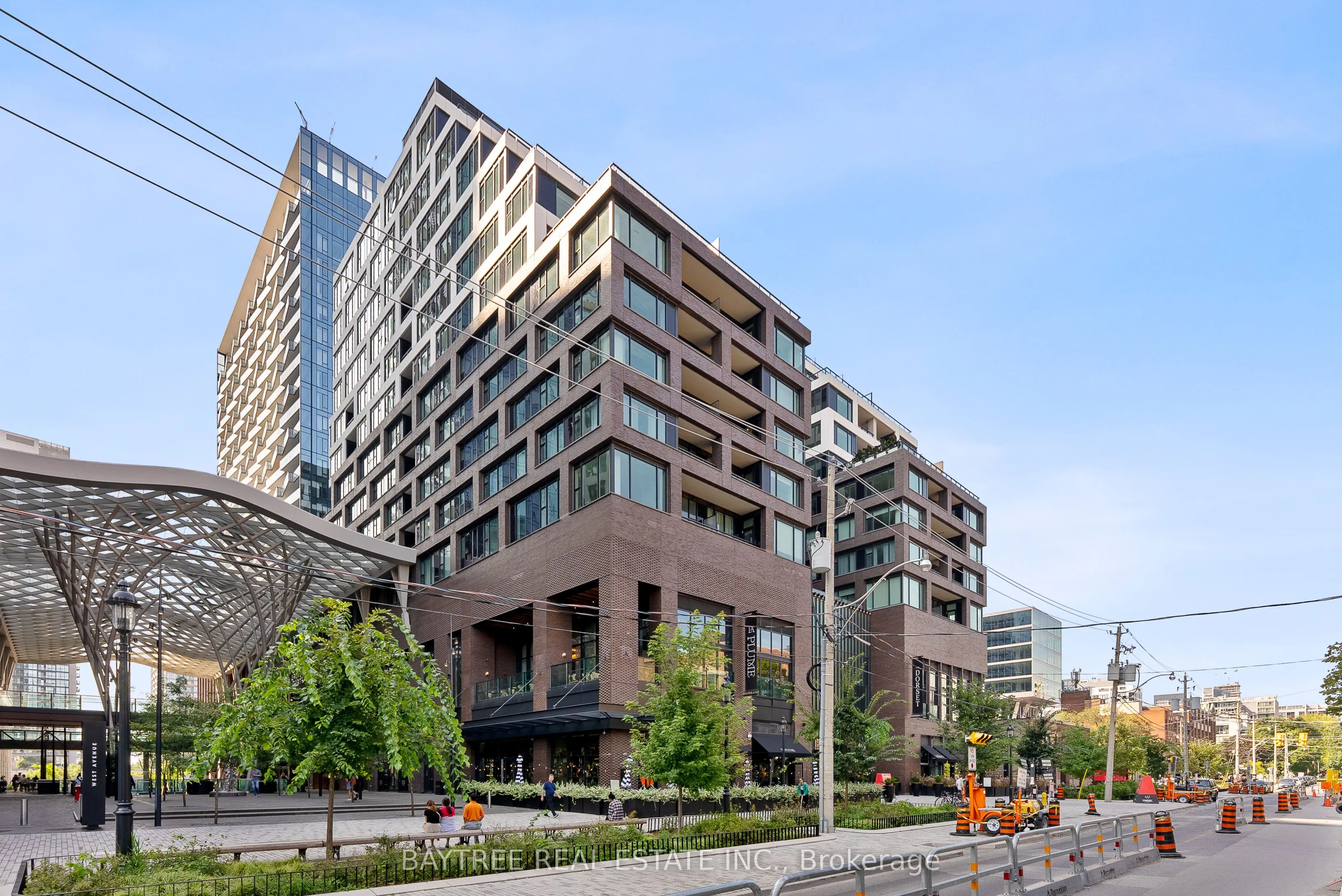 455 Wellington Street W #1108