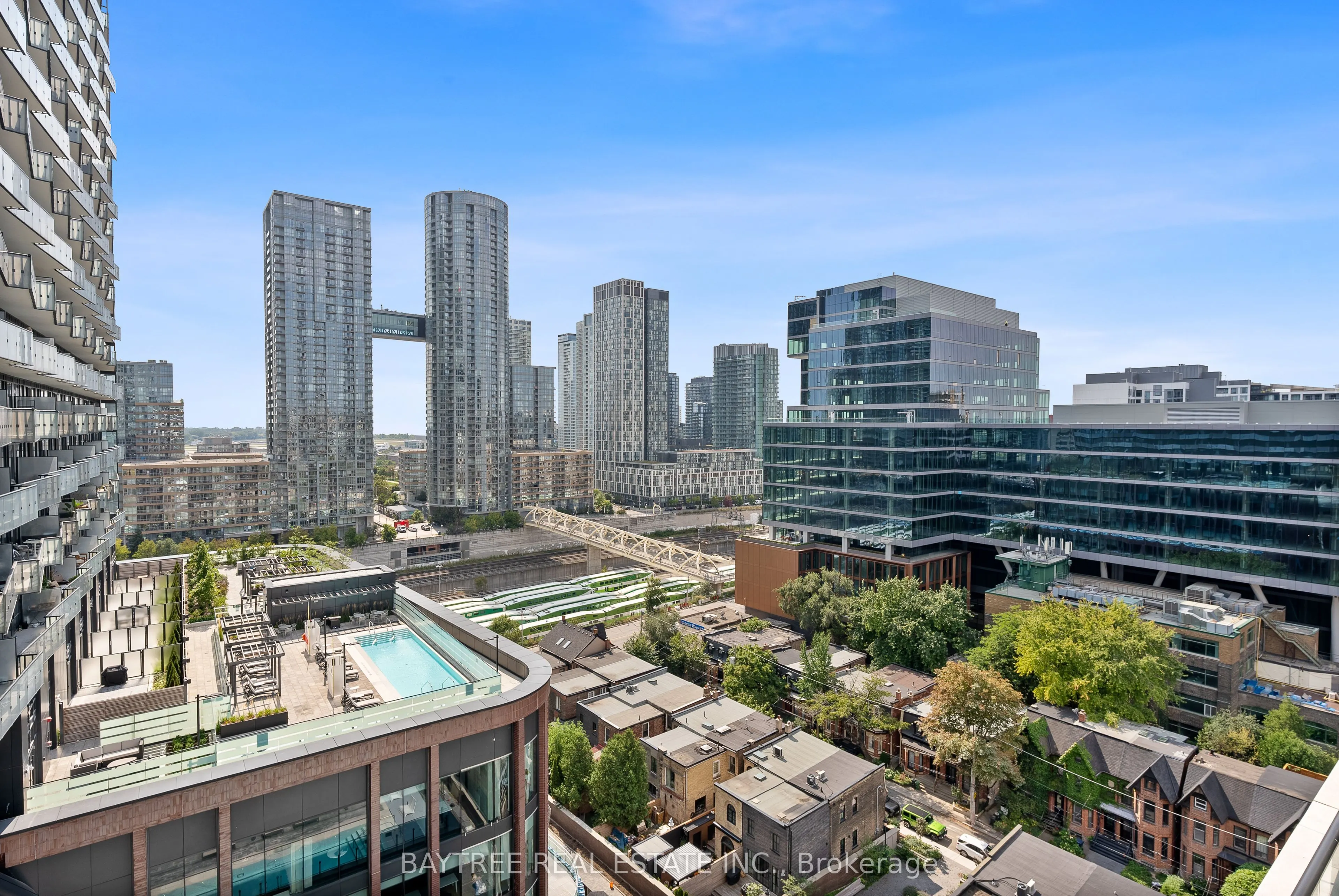 455 Wellington Street W #1108