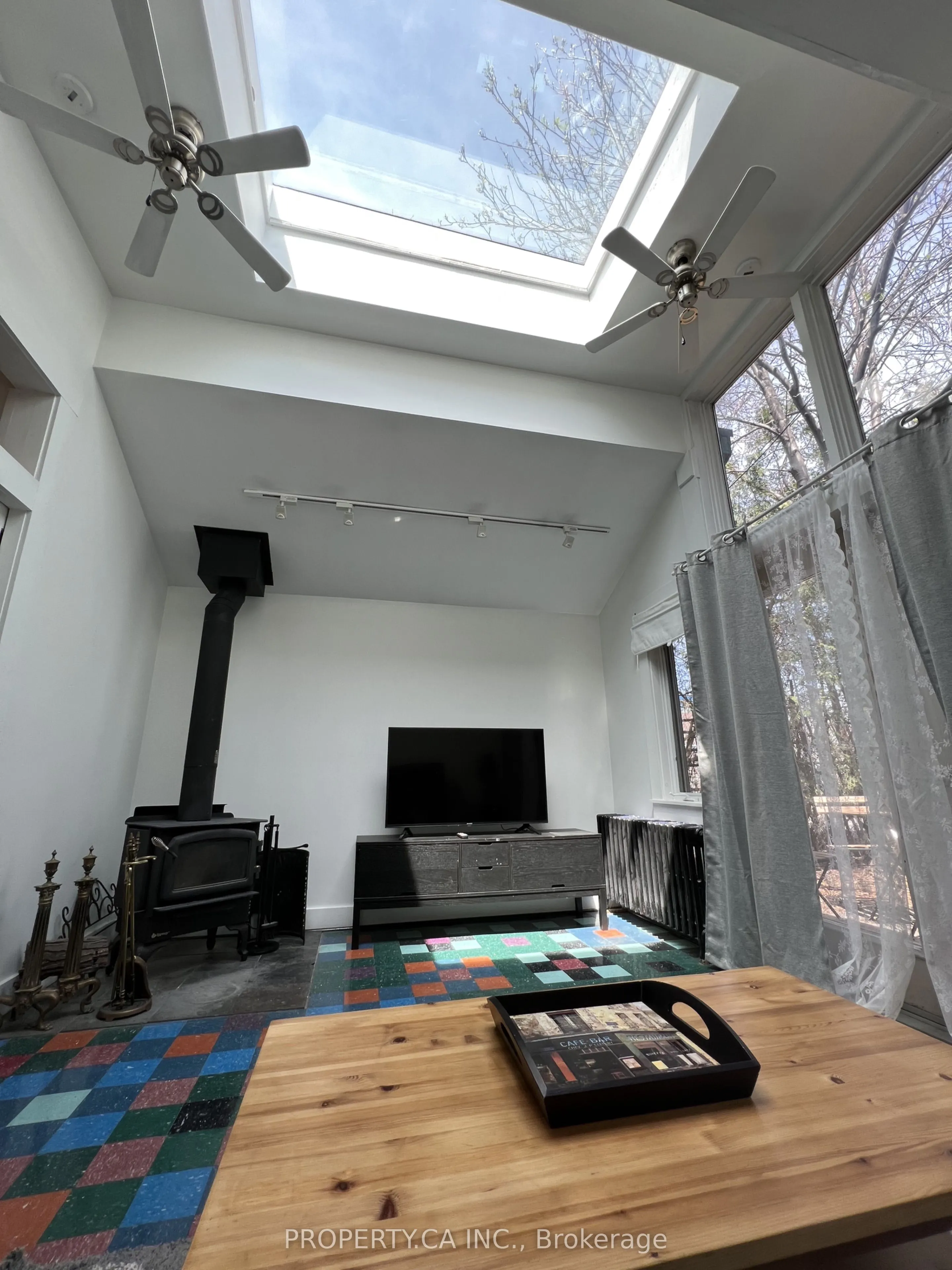 29 Lippincott Street