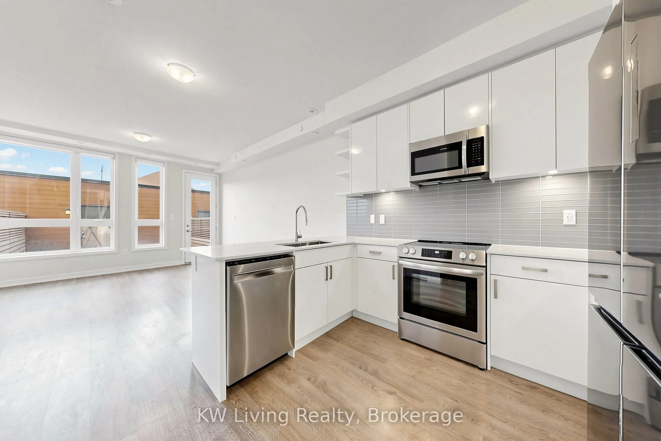 106 Green Gardens Boulevard #Upper