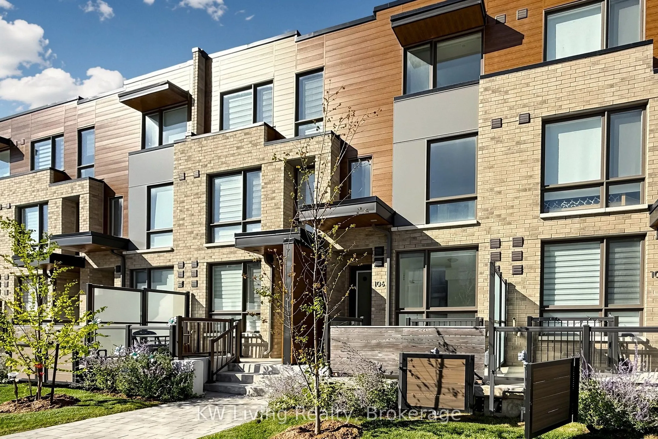 106 Green Gardens Boulevard #Upper