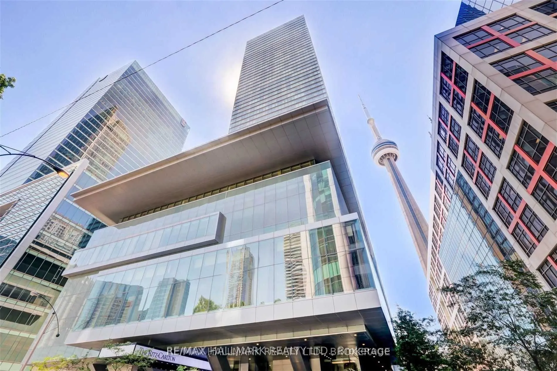183 Wellington Street W #2306