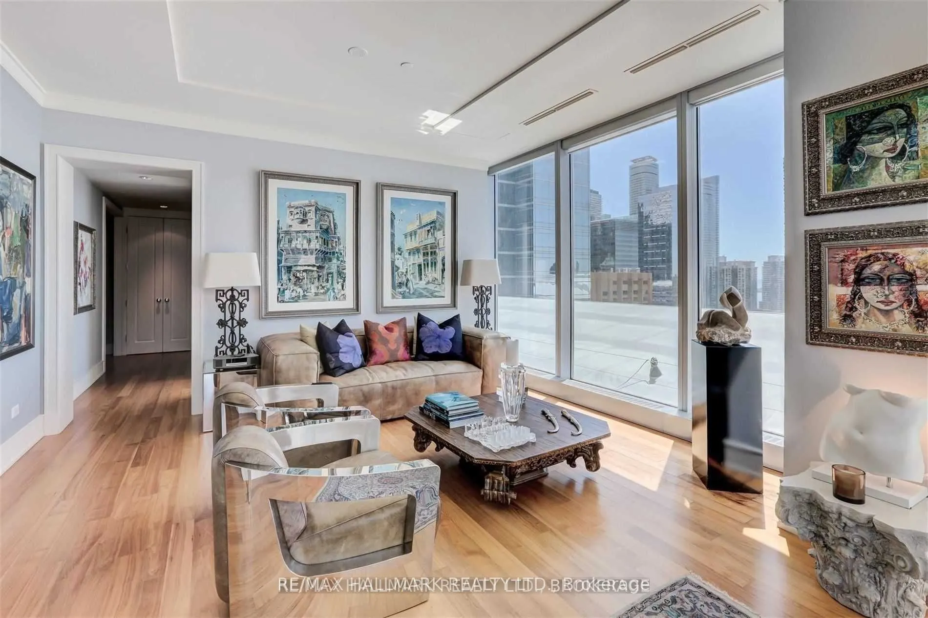 183 Wellington Street W #2306