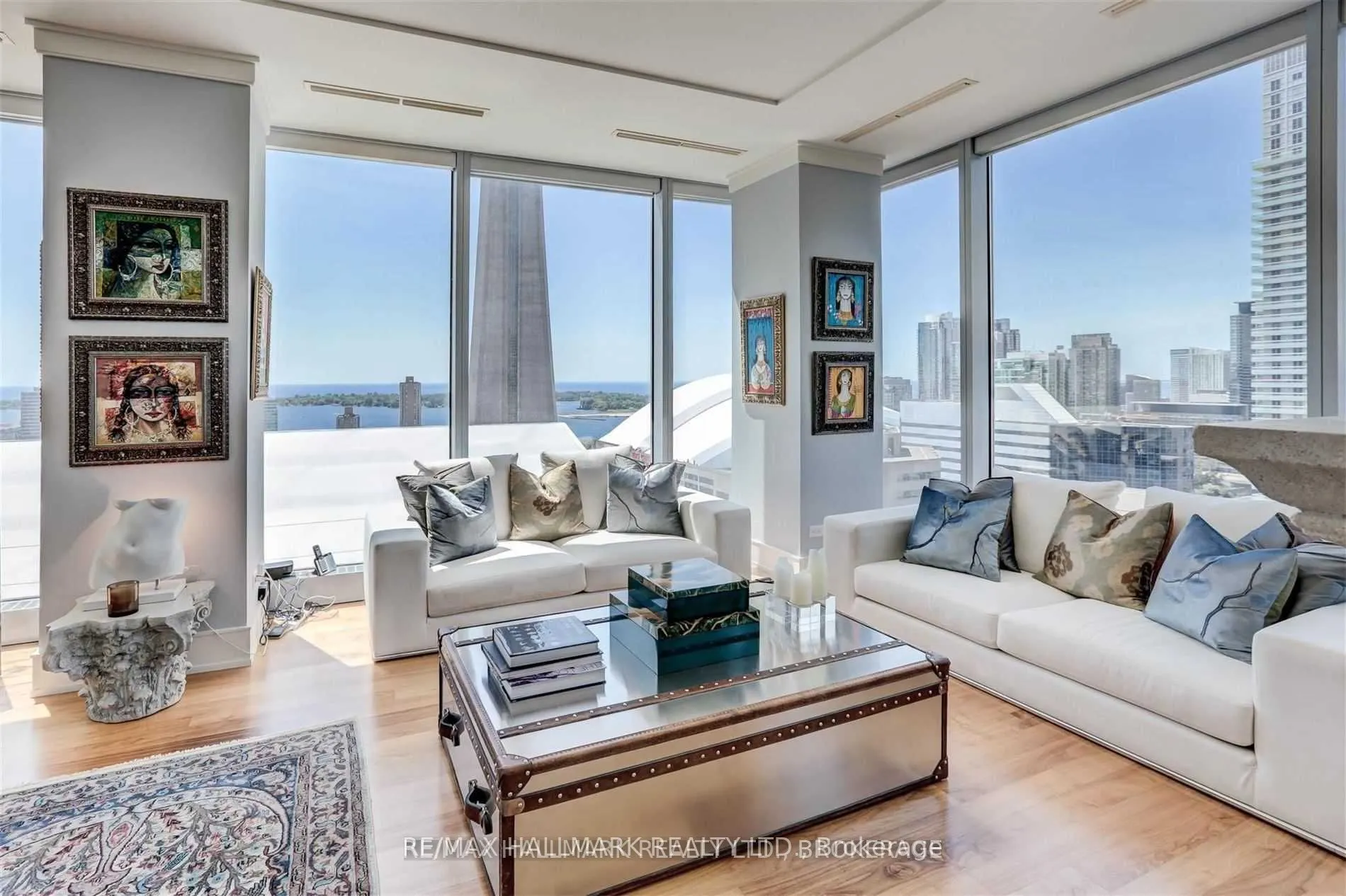 183 Wellington Street W #2306