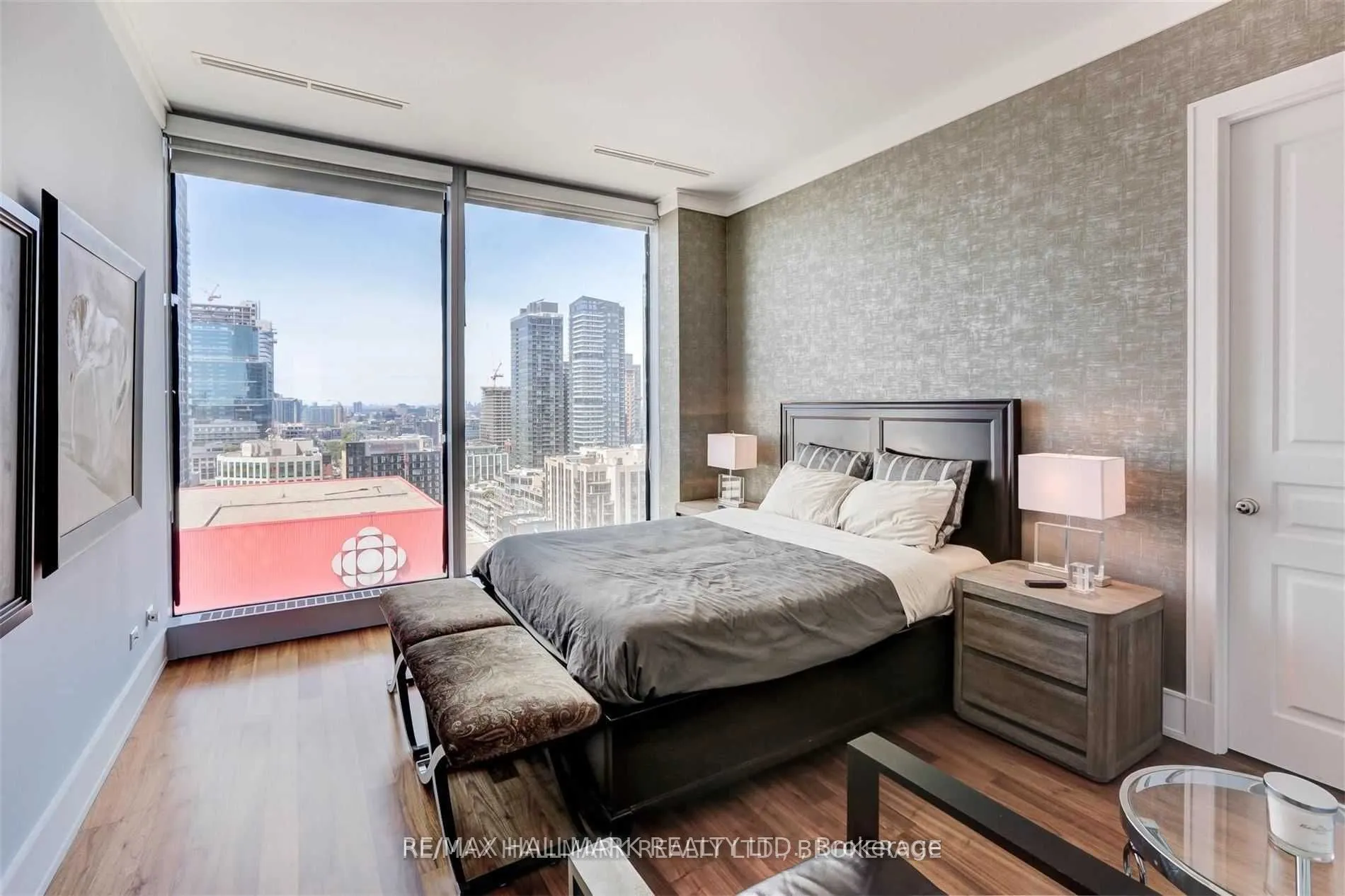 183 Wellington Street W #2306