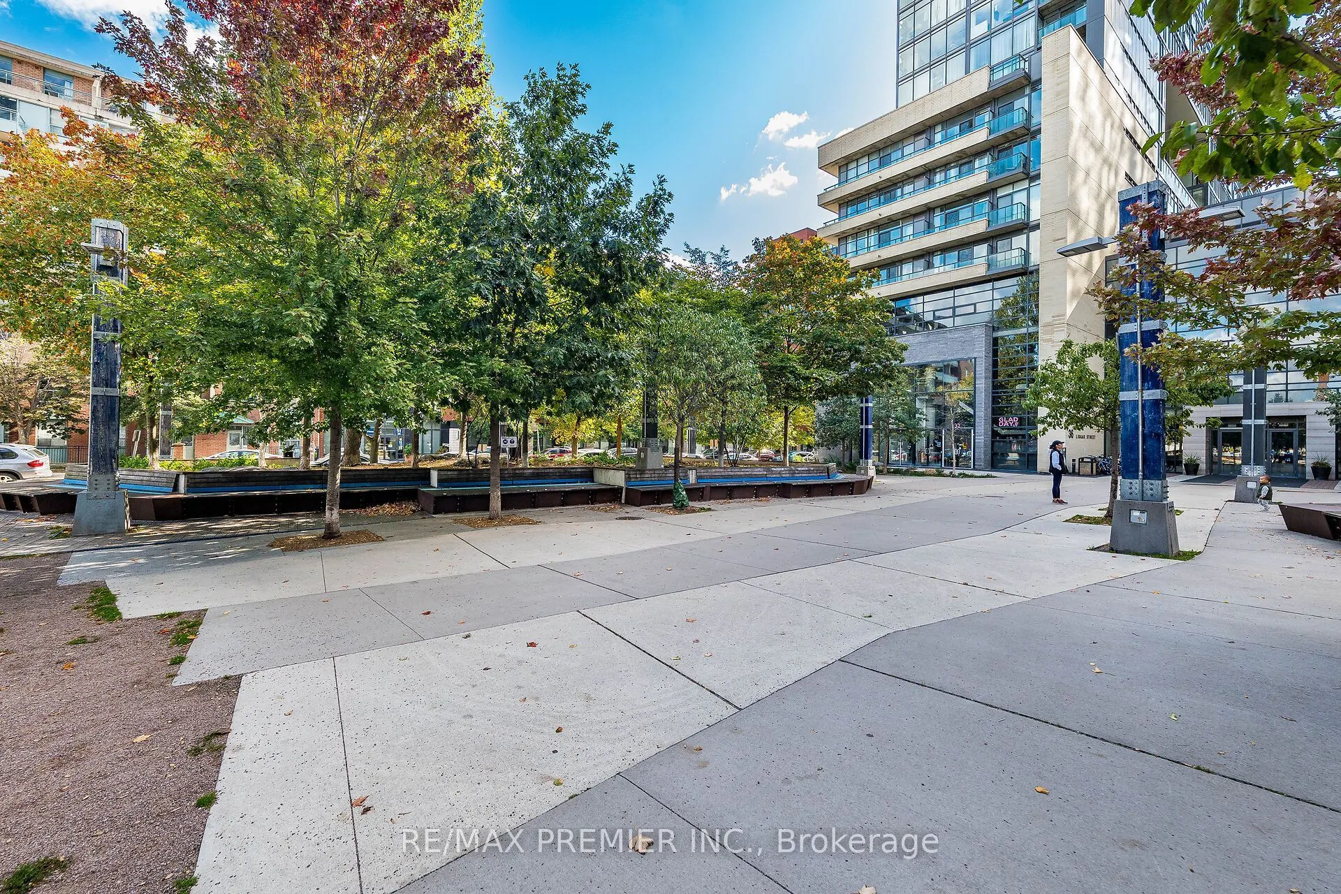 68 Abell Street #808