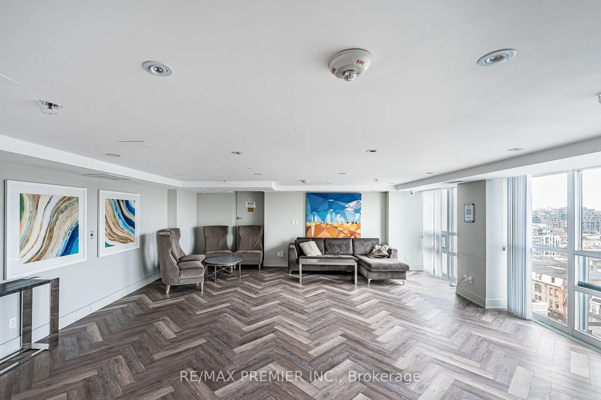 68 Abell Street #808