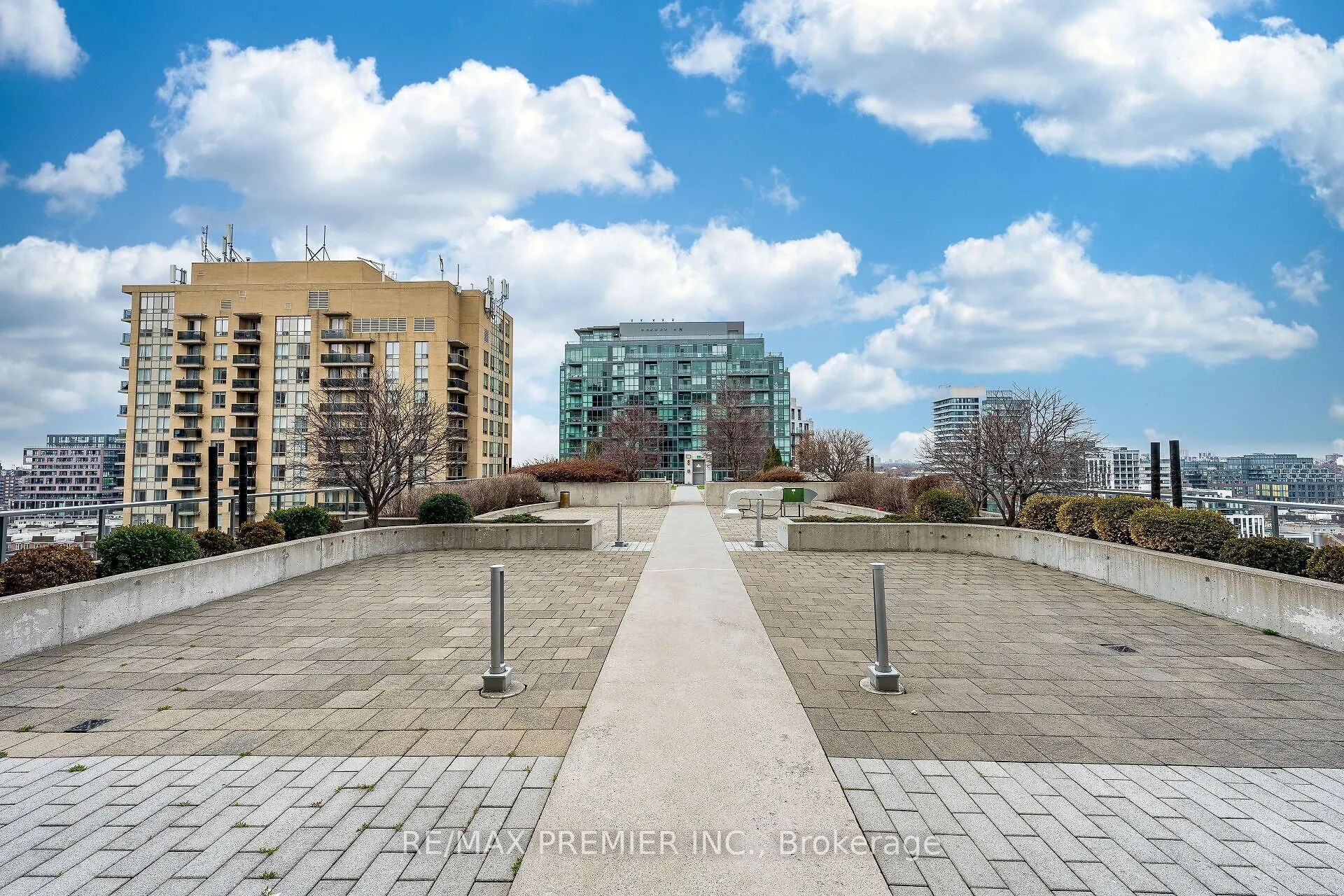 68 Abell Street #808