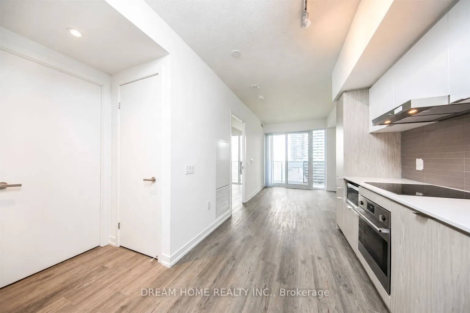 55 Cooper Street #6006