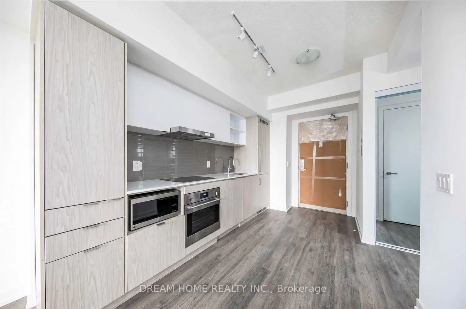 55 Cooper Street #6006