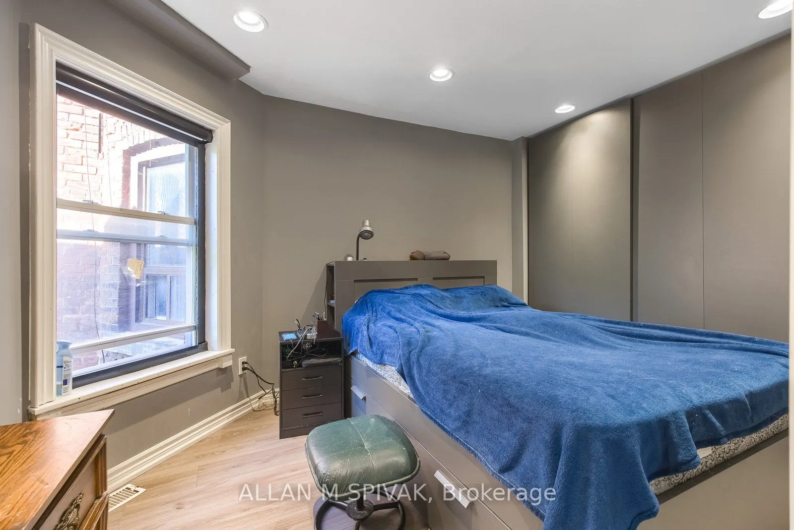 442 Crawford Street