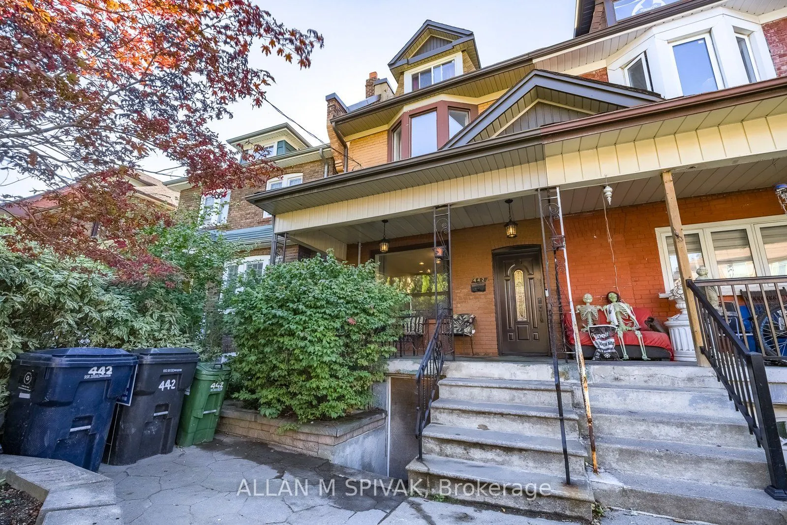 442 Crawford Street